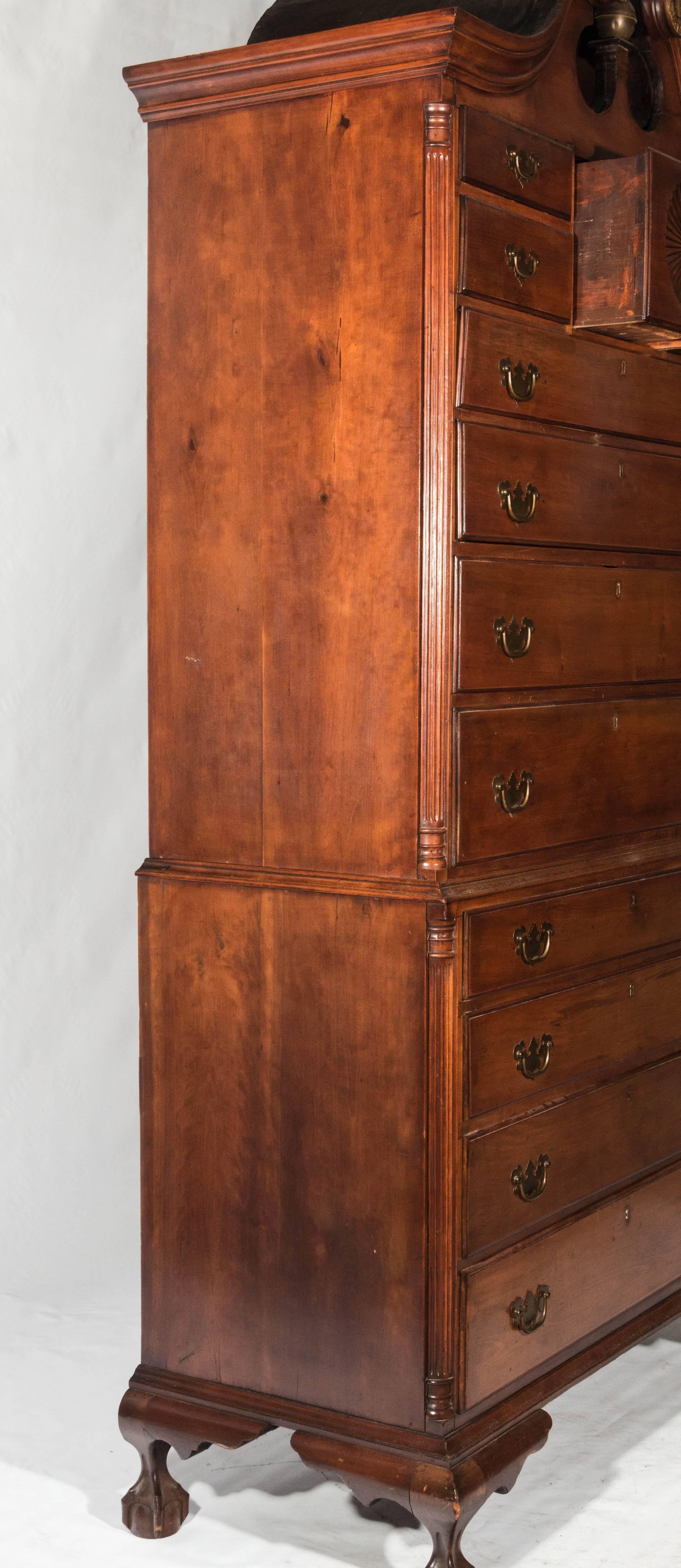 18th Century Massachusetts Cherry Chippendale Chest on Chest For Sale 3