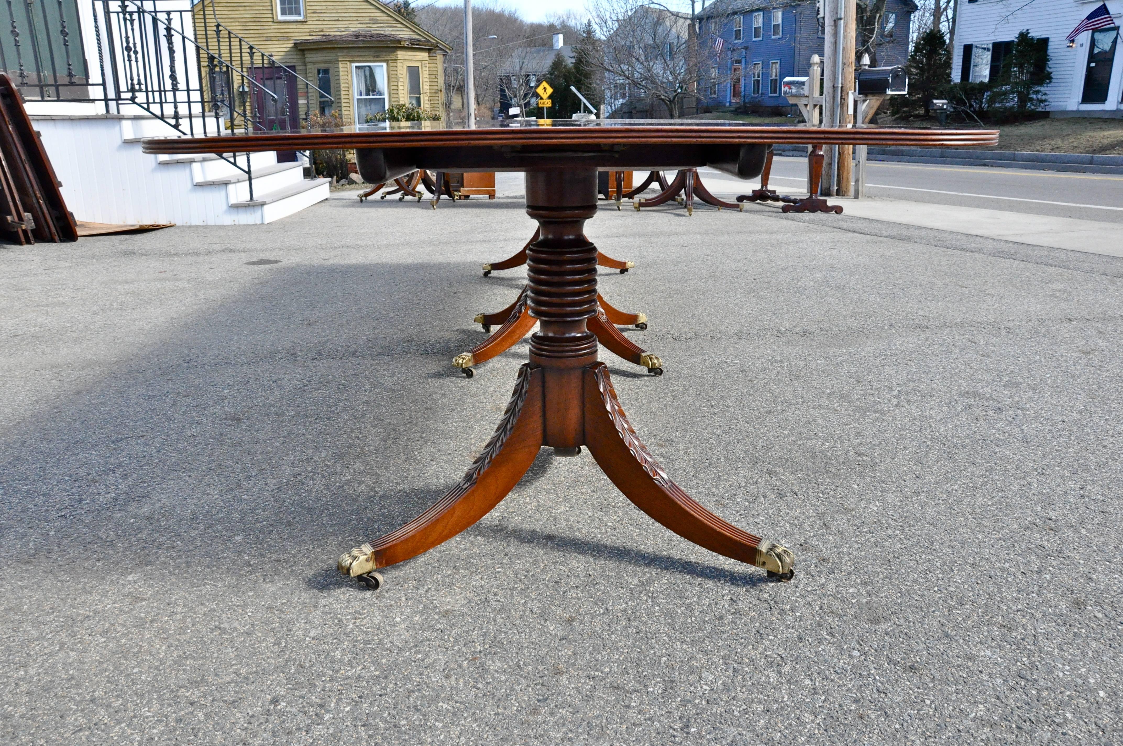 American Late 19th Century Triple Pedestal Dining Table 1