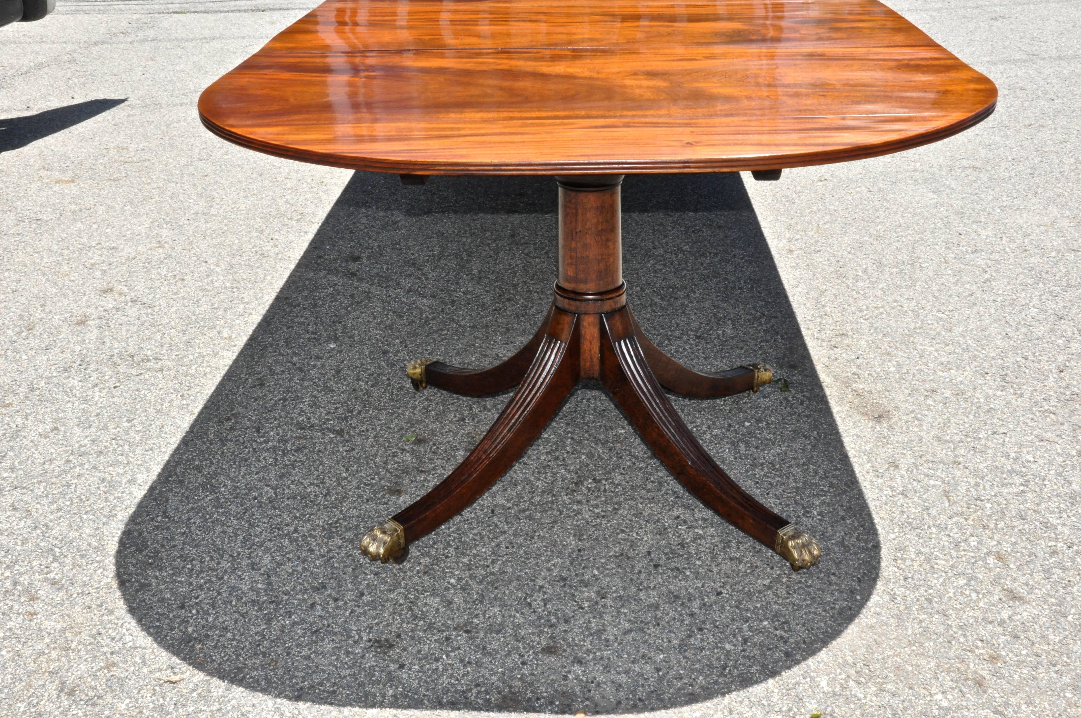 Period Regency Two Pedestal Dining Table of Well Figured Mahogany In Excellent Condition In Essex, MA