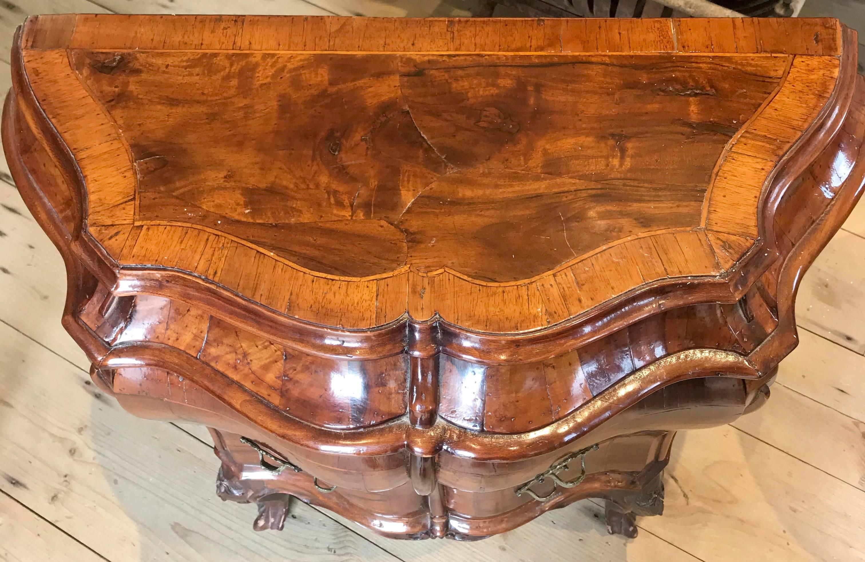 Baroque Pair of Late 19th Century Italian Figured Walnut Bedside Commodes