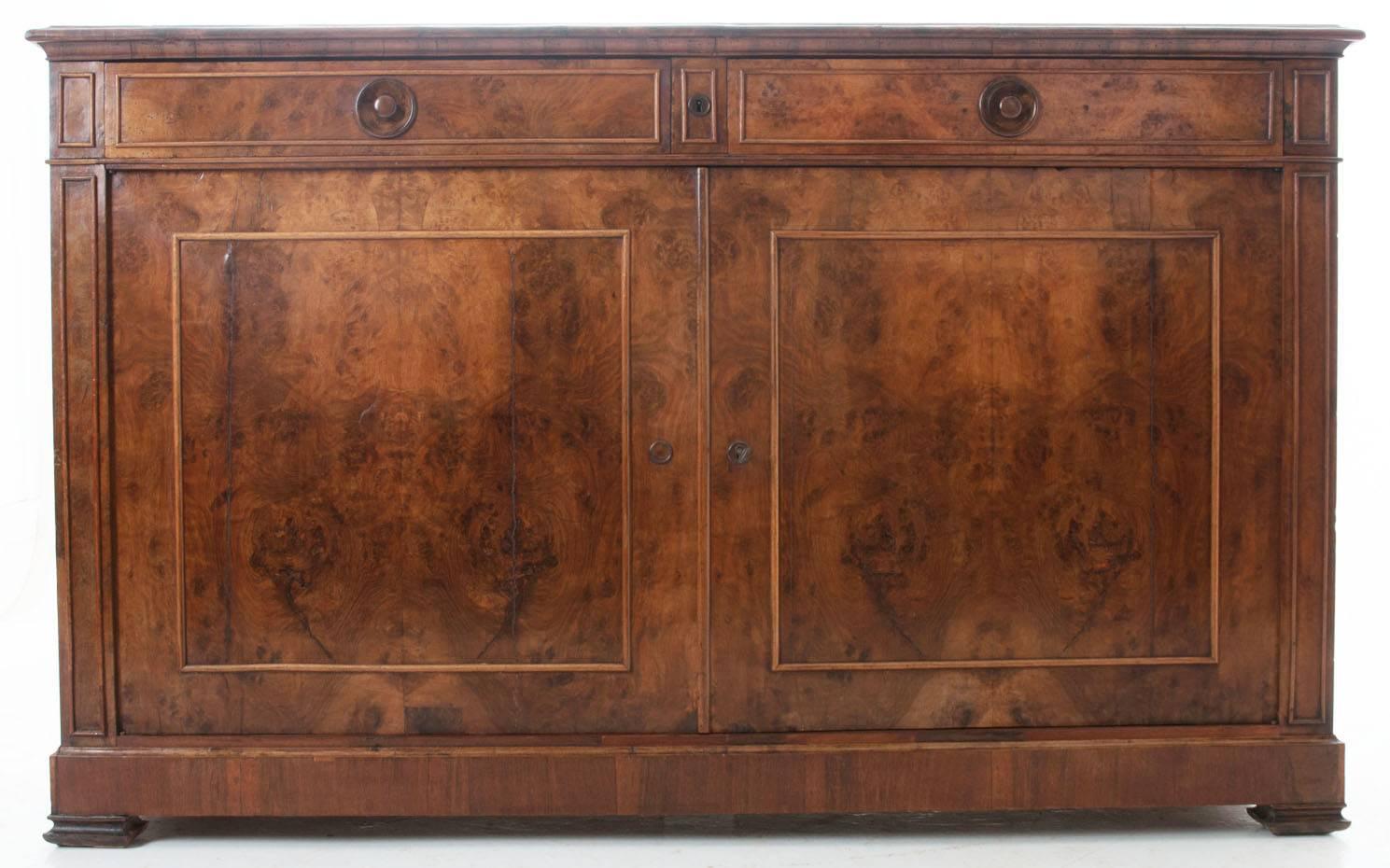 French 19th Century Restauration Burled Walnut Buffet/Server In Distressed Condition In Baton Rouge, LA