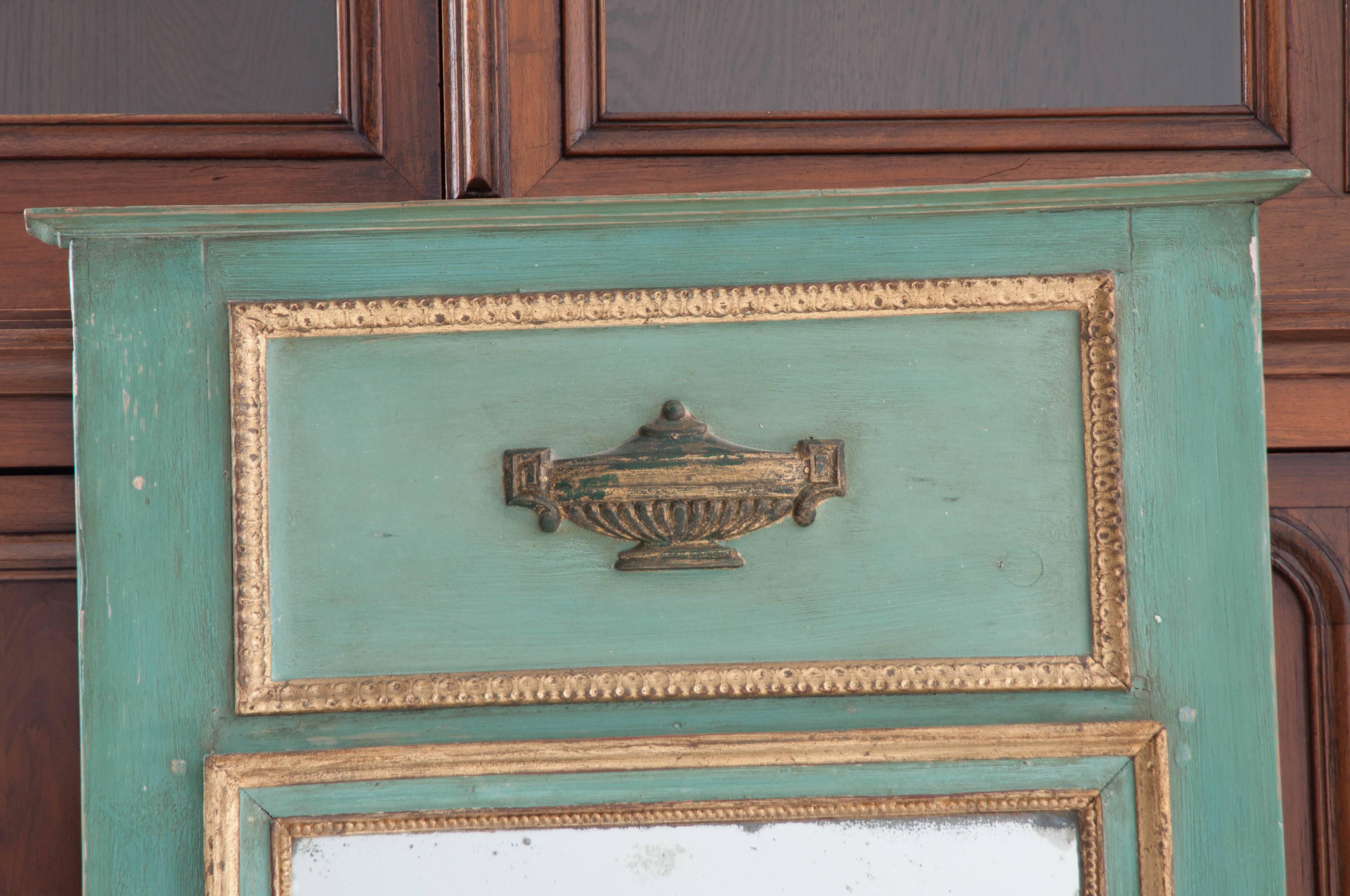 French 19th Century Painted Trumeau In Good Condition In Baton Rouge, LA