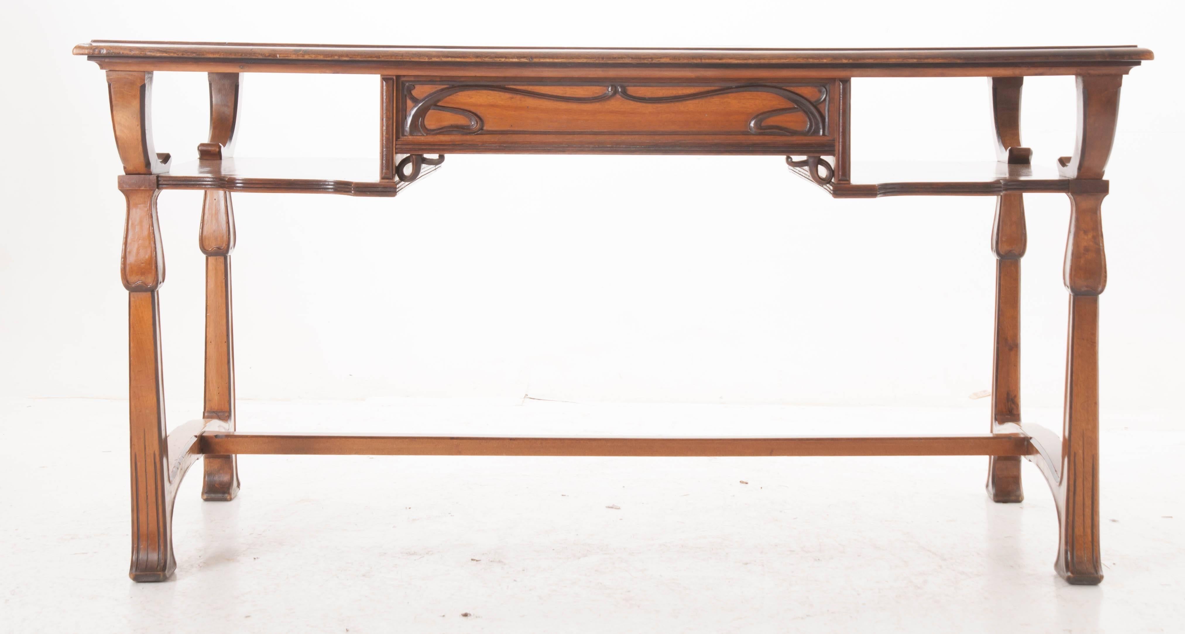 French Early 20th Century Art Nouveau Desk 7