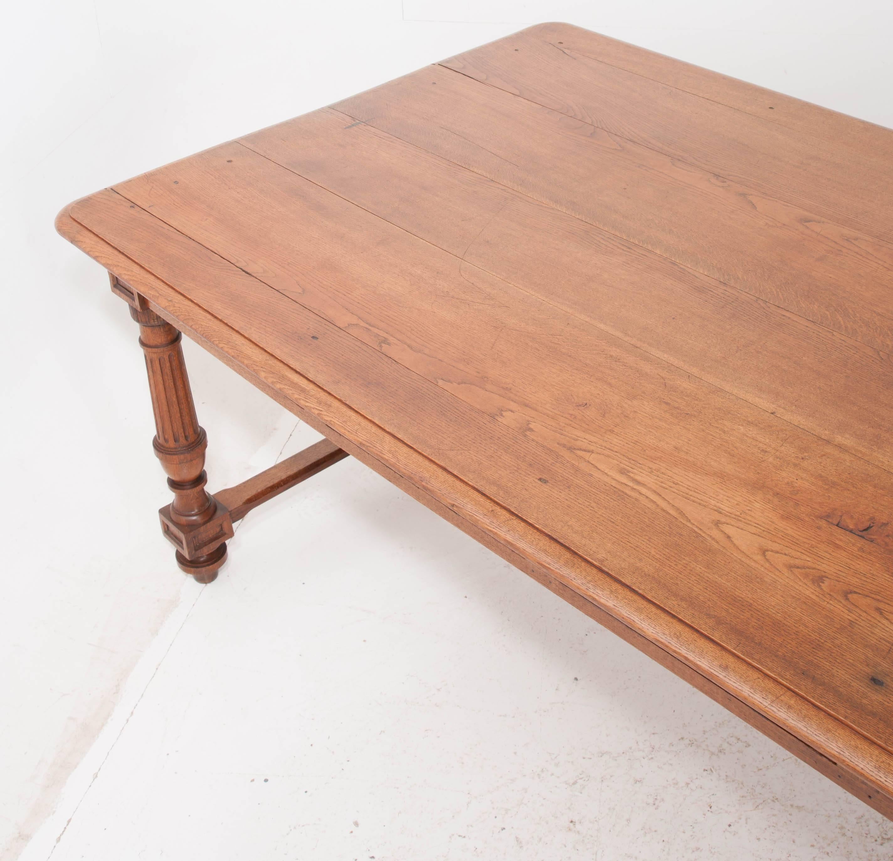 French 19th Century Oak Dining Table from Nunnery in Rouen 3