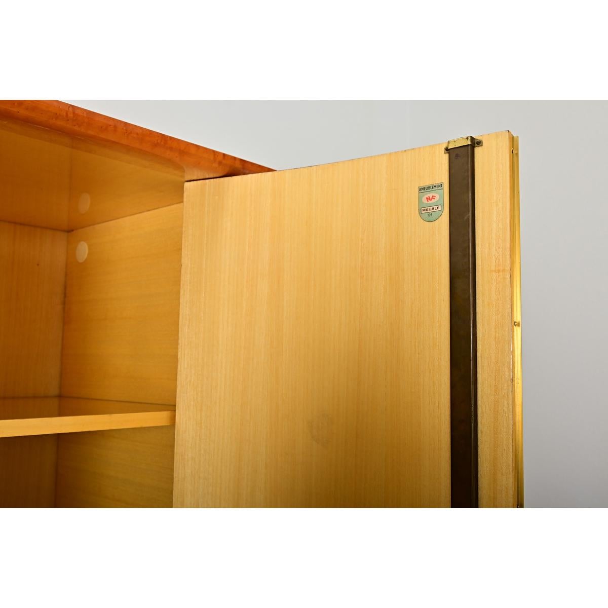 Specchio Armoire francese in acero del Medioevo Moderno in vendita