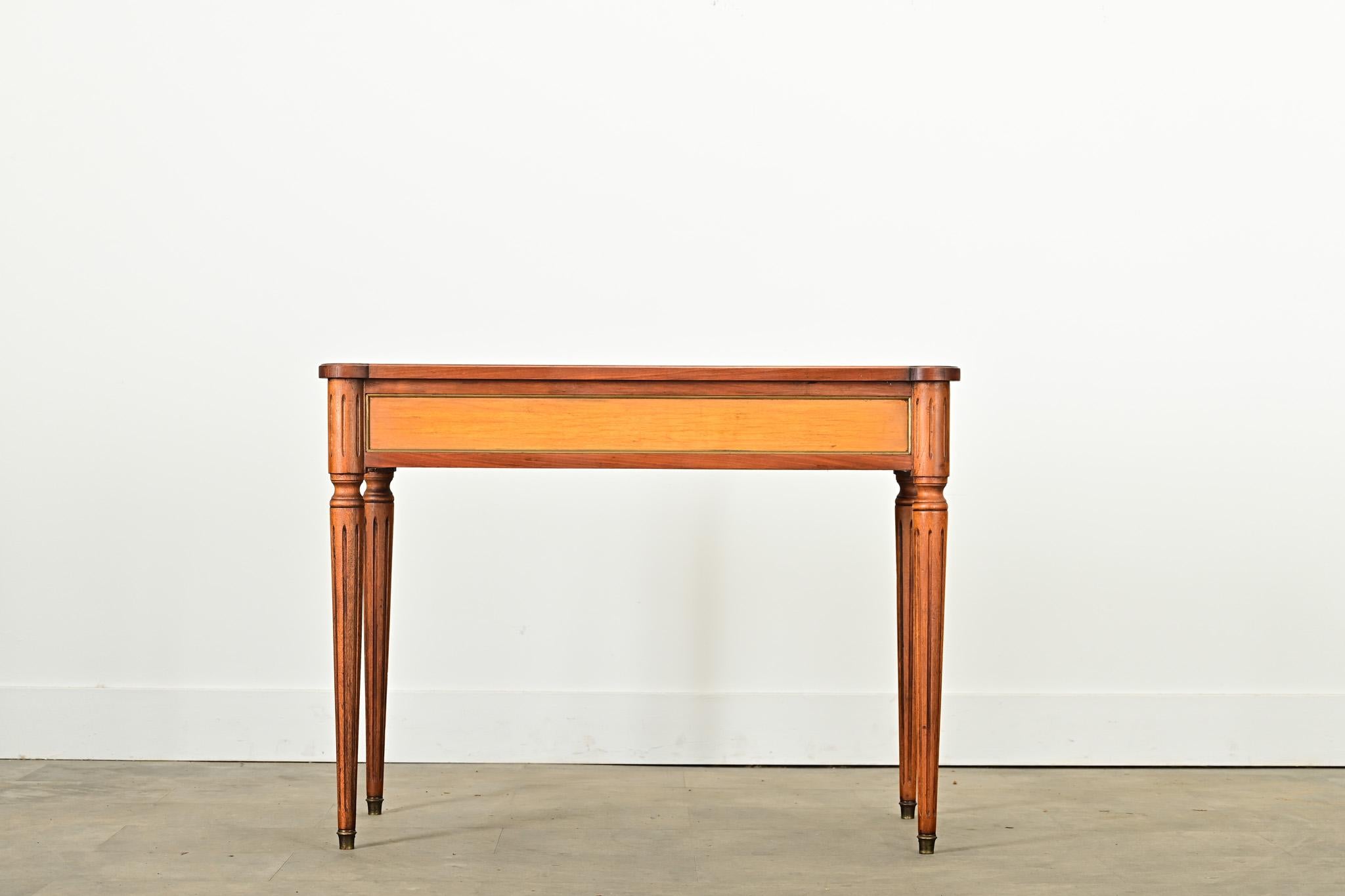 French 19th Century Petite Louis XVI Style Writing Desk For Sale 1