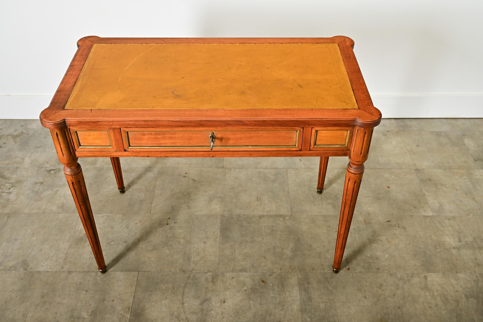 French 19th Century Petite Louis XVI Style Writing Desk In Good Condition For Sale In Baton Rouge, LA