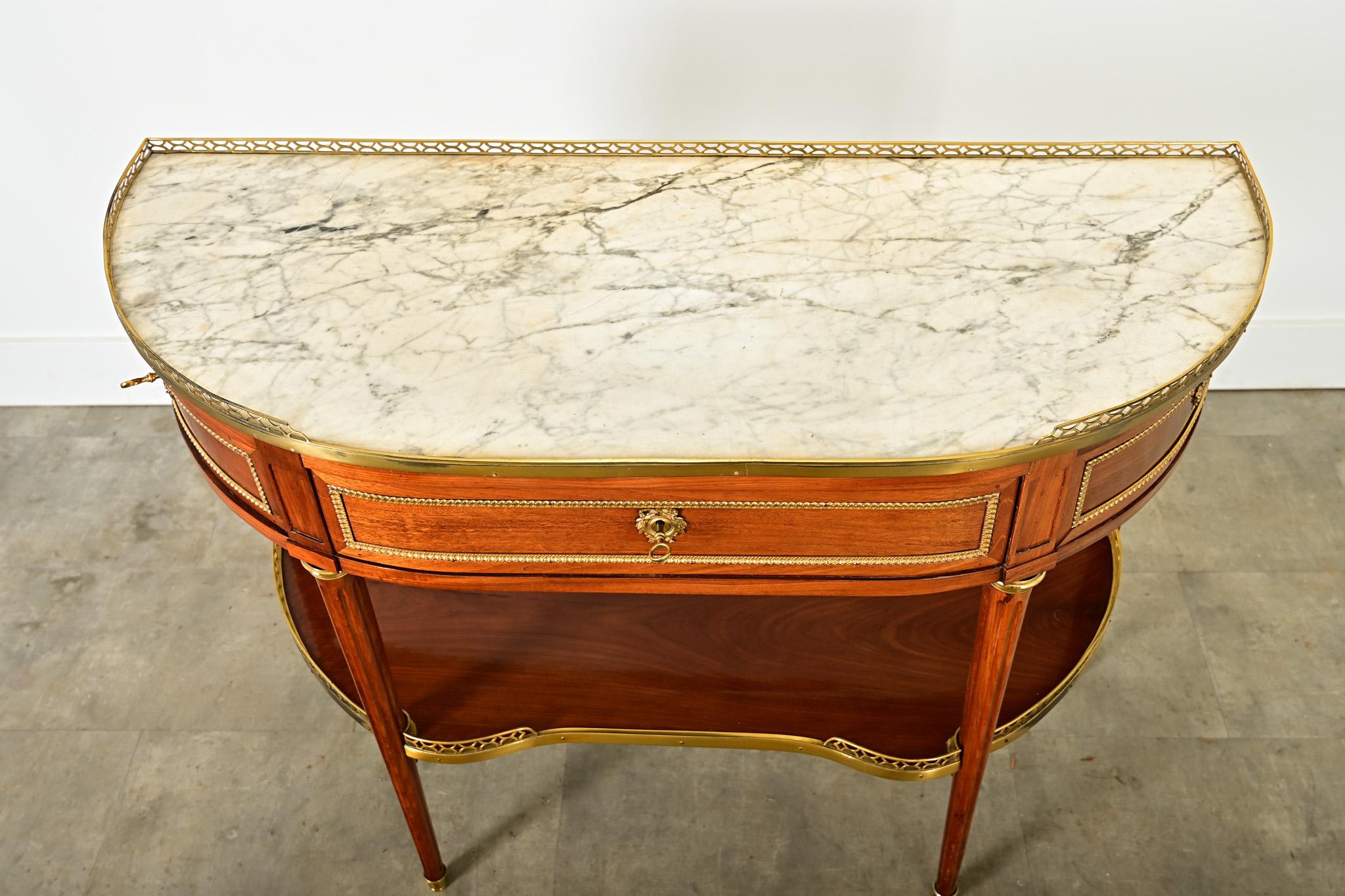 Console francese del XIX secolo Luigi XVI in mogano demilune in vendita 1
