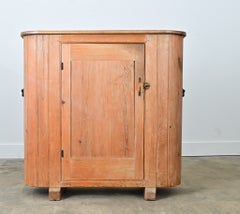 Armoire chauffante demi-lune en pin « Huffer » (anglais)