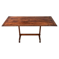 Table de taverne française du XIXe siècle en chêne massif, avec piètement en tréteaux