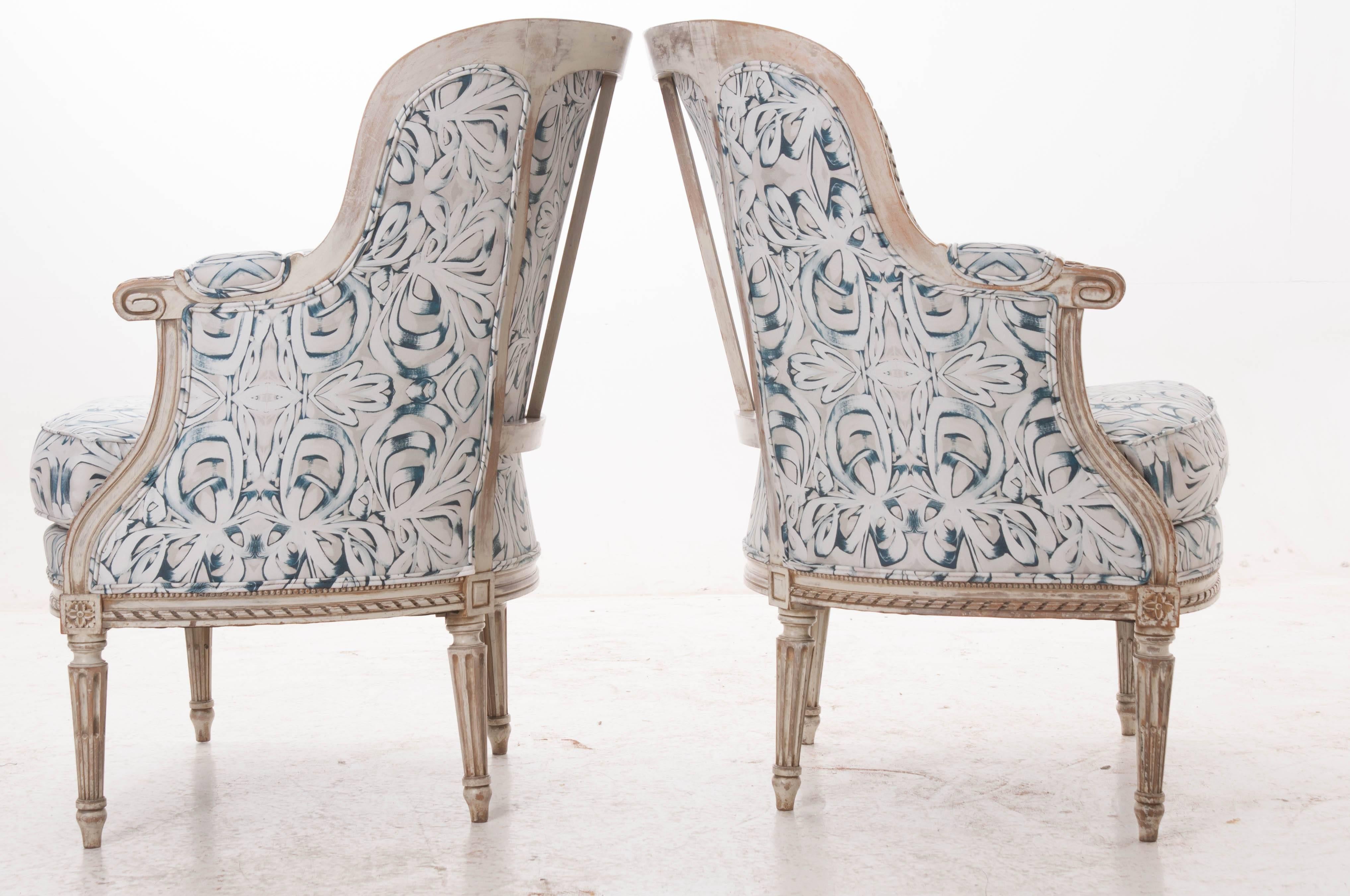 Pair of French 19th Century Louis XVI Bergères Covered in Amanda Talley Fabric 5
