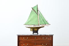 Yacht anglais de type « Pond » du XXe siècle