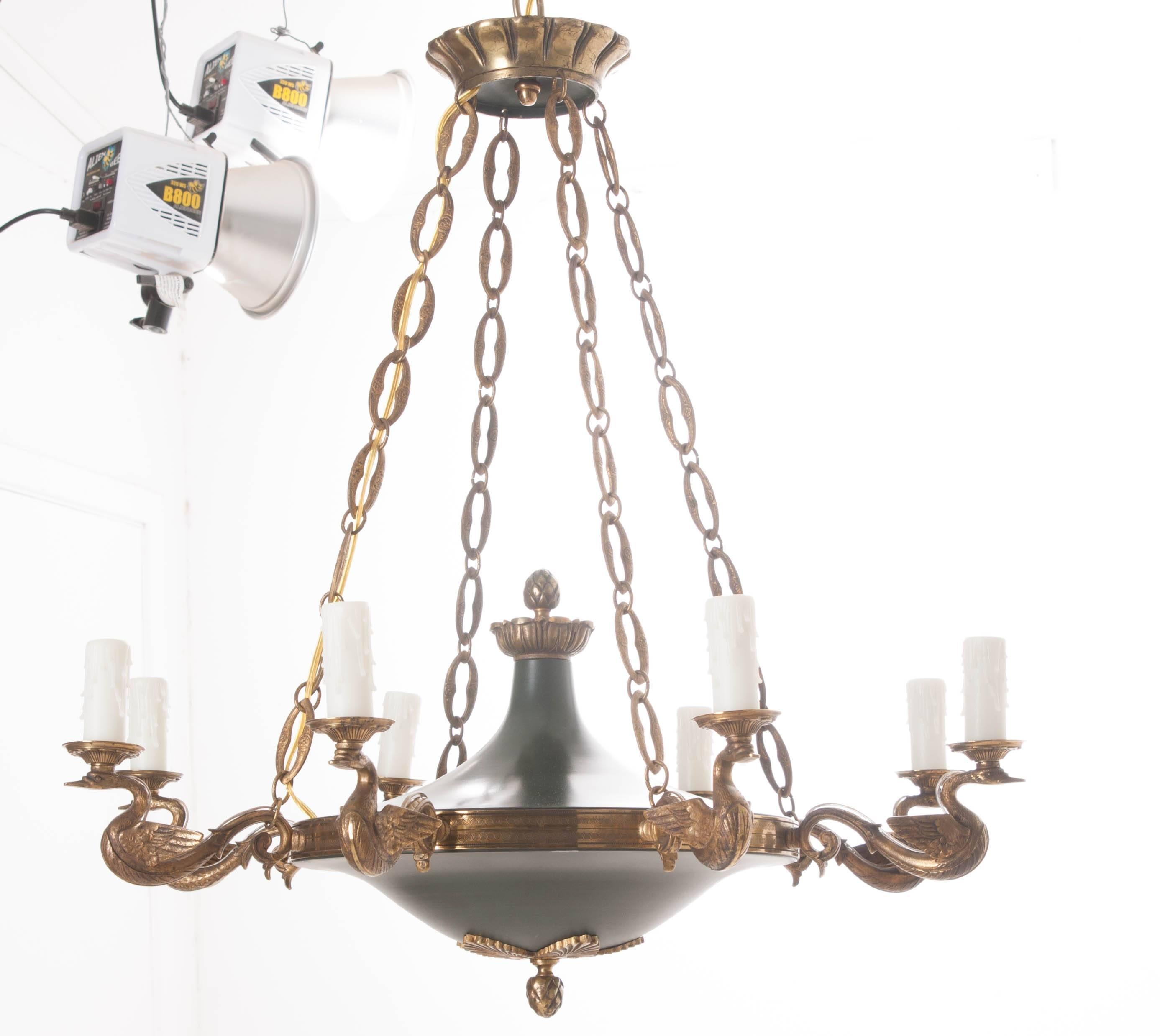 French Early 20th Century Eight-Light Brass Chandelier 6