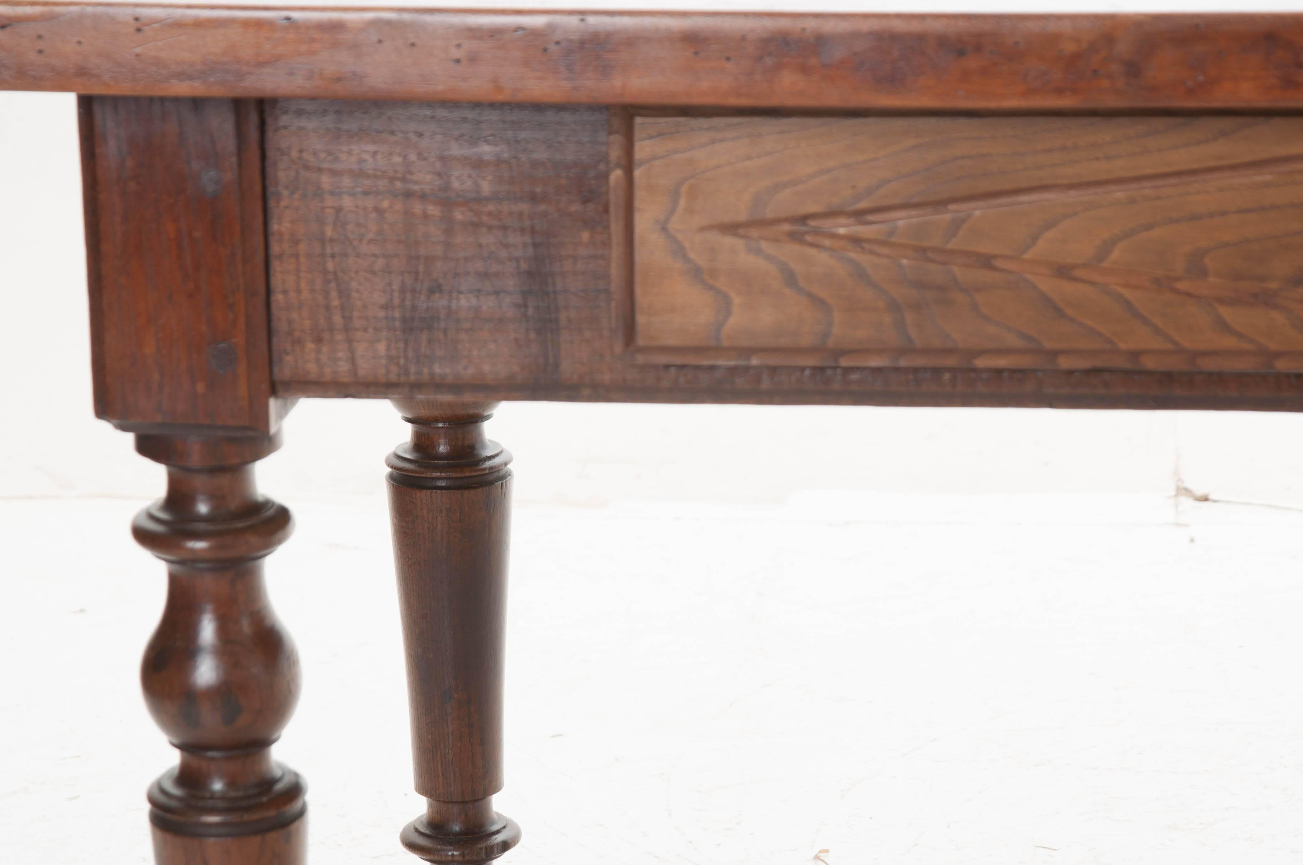 French 19th Century Oak Farm House Table In Distressed Condition In Baton Rouge, LA