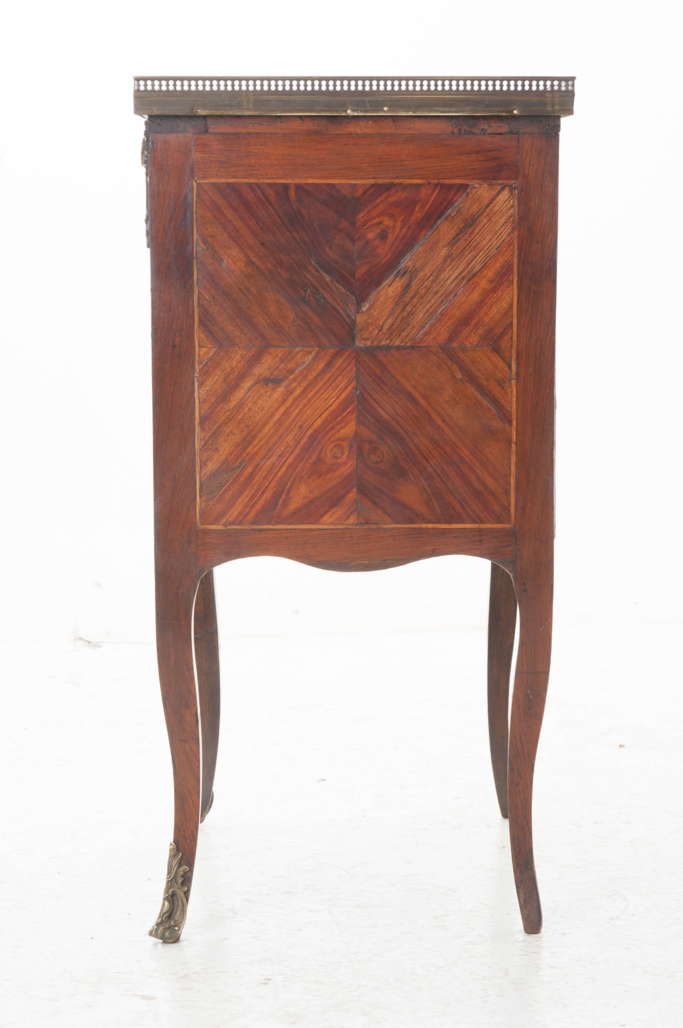 French 19th Century Mahogany Bedside Chest with Inlay and Marble Top 2