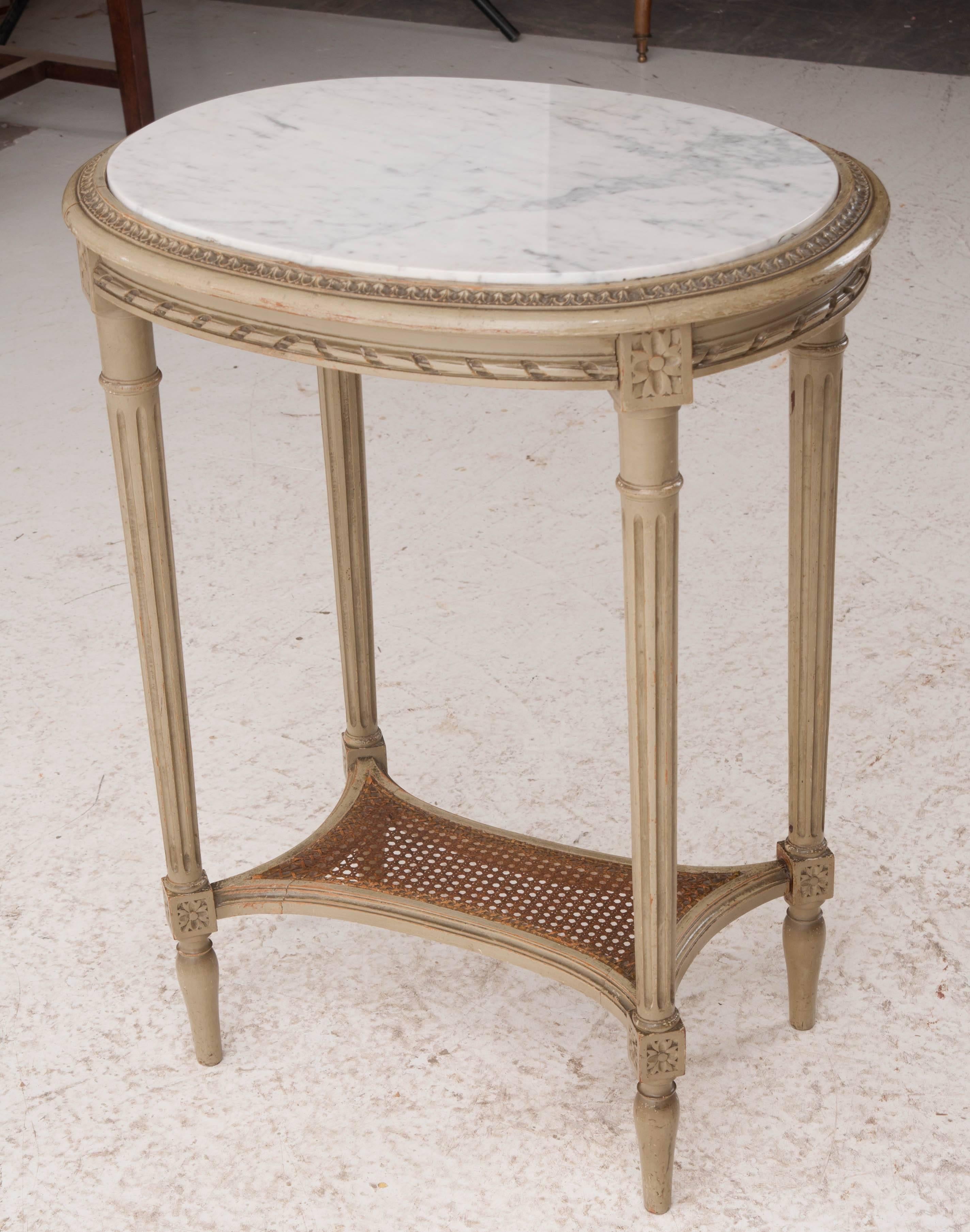 French 19th Century Louis XVI Painted Oval Table with Marble Top 2