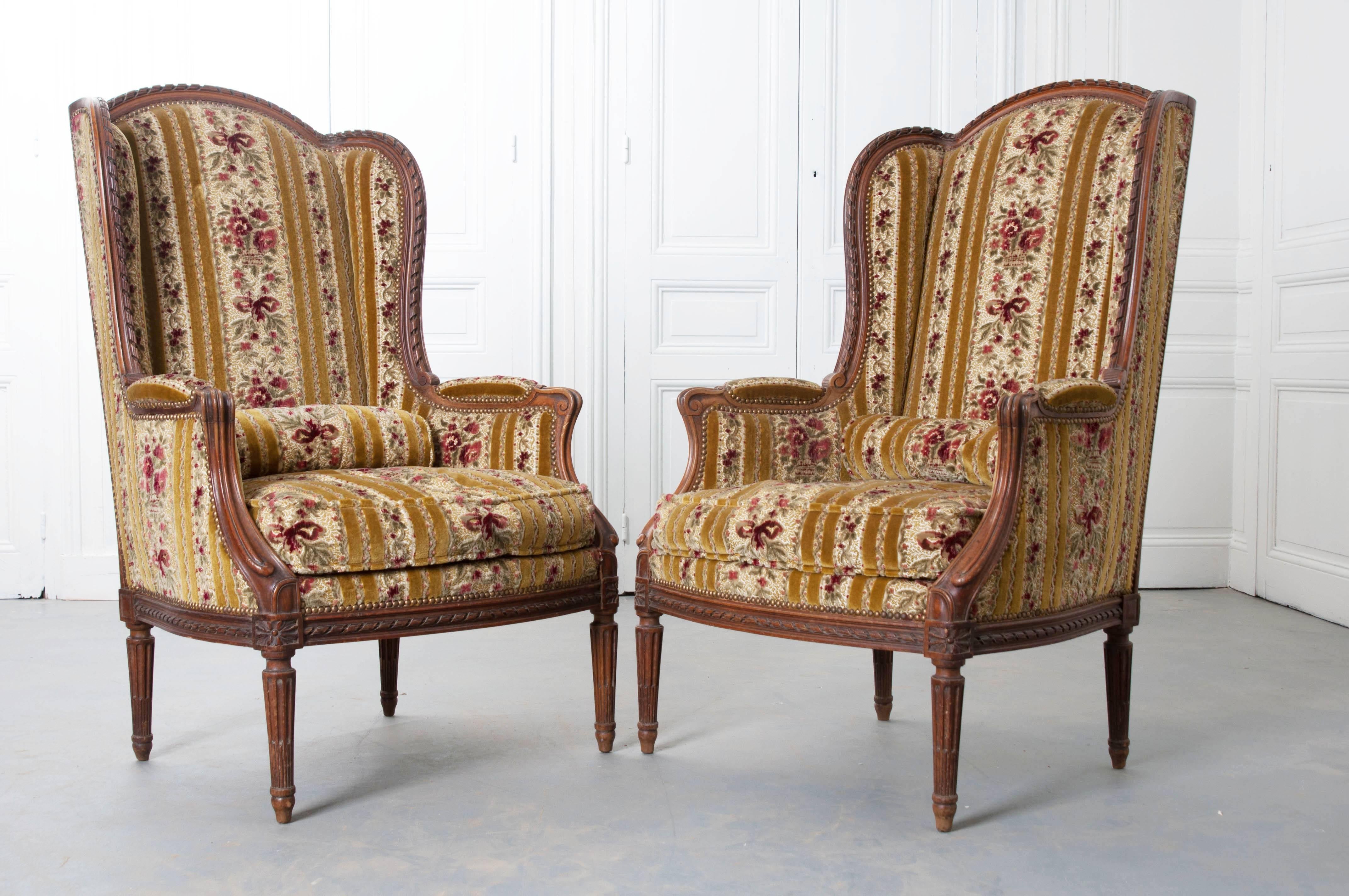 Pair of French 19th Century Walnut Transitional Wingback Bergères 2