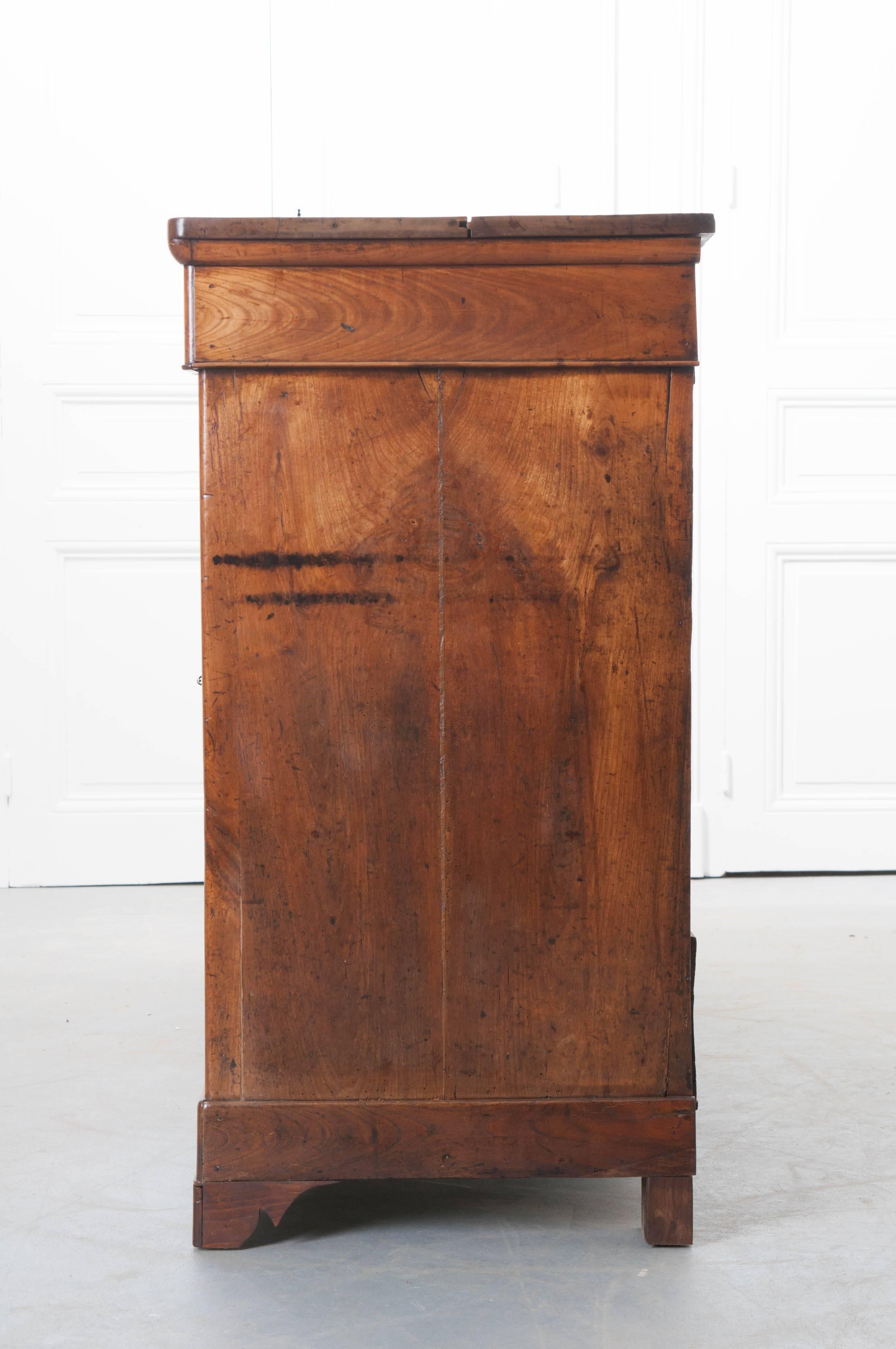 French Late 19th Century Walnut Louis Philippe Enfilade 6