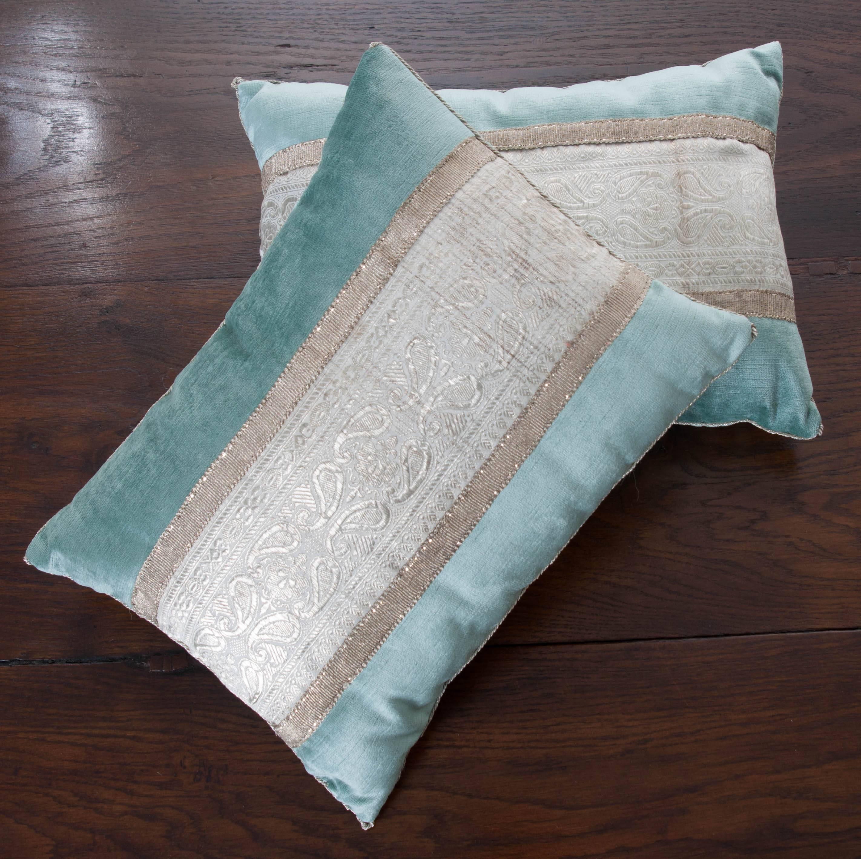 Pair of Antique Textile Pillows by B.Viz Designs In Excellent Condition In Baton Rouge, LA