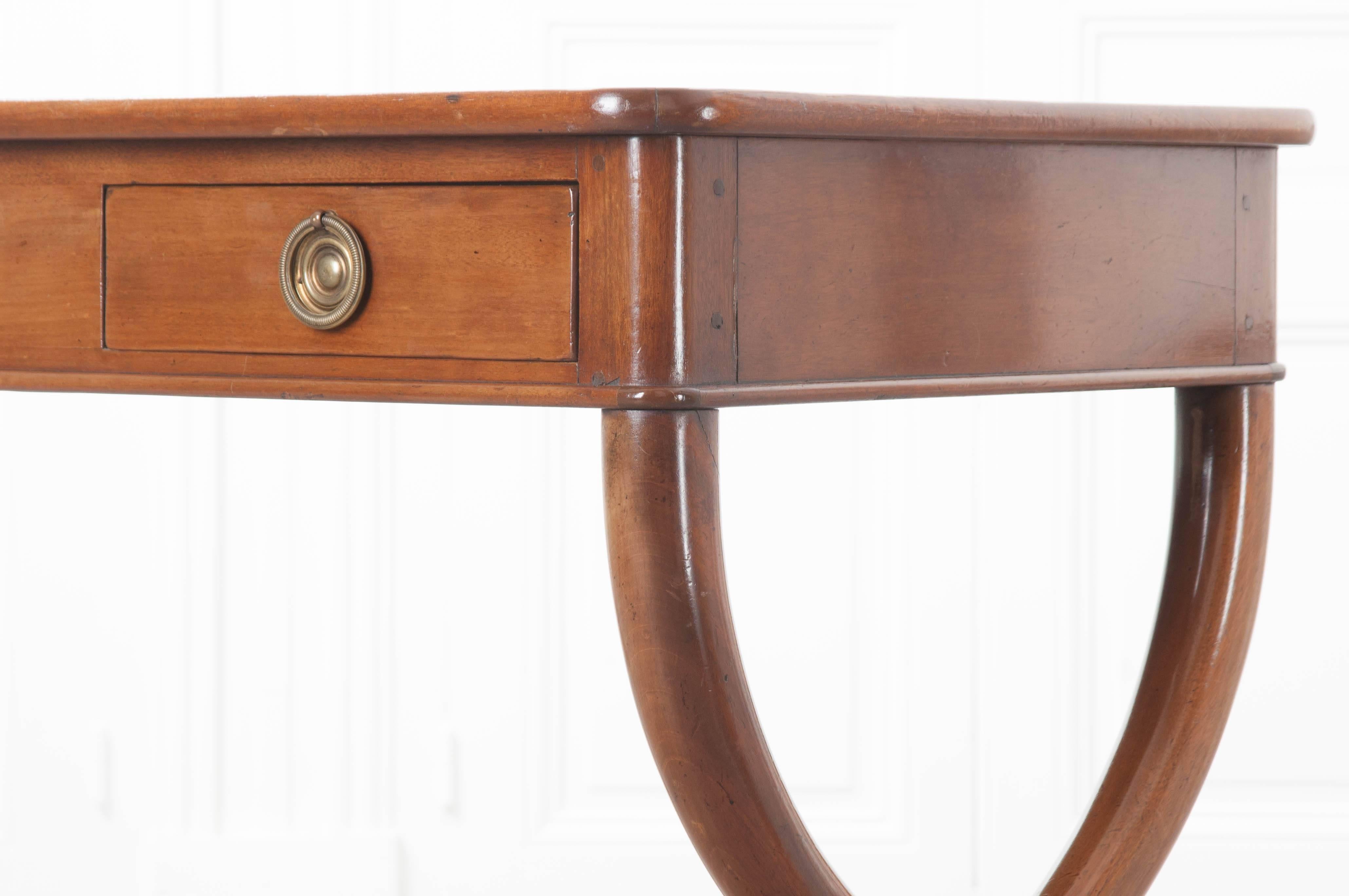 English 19th Century Regency Leather Top Mahogany Desk 1