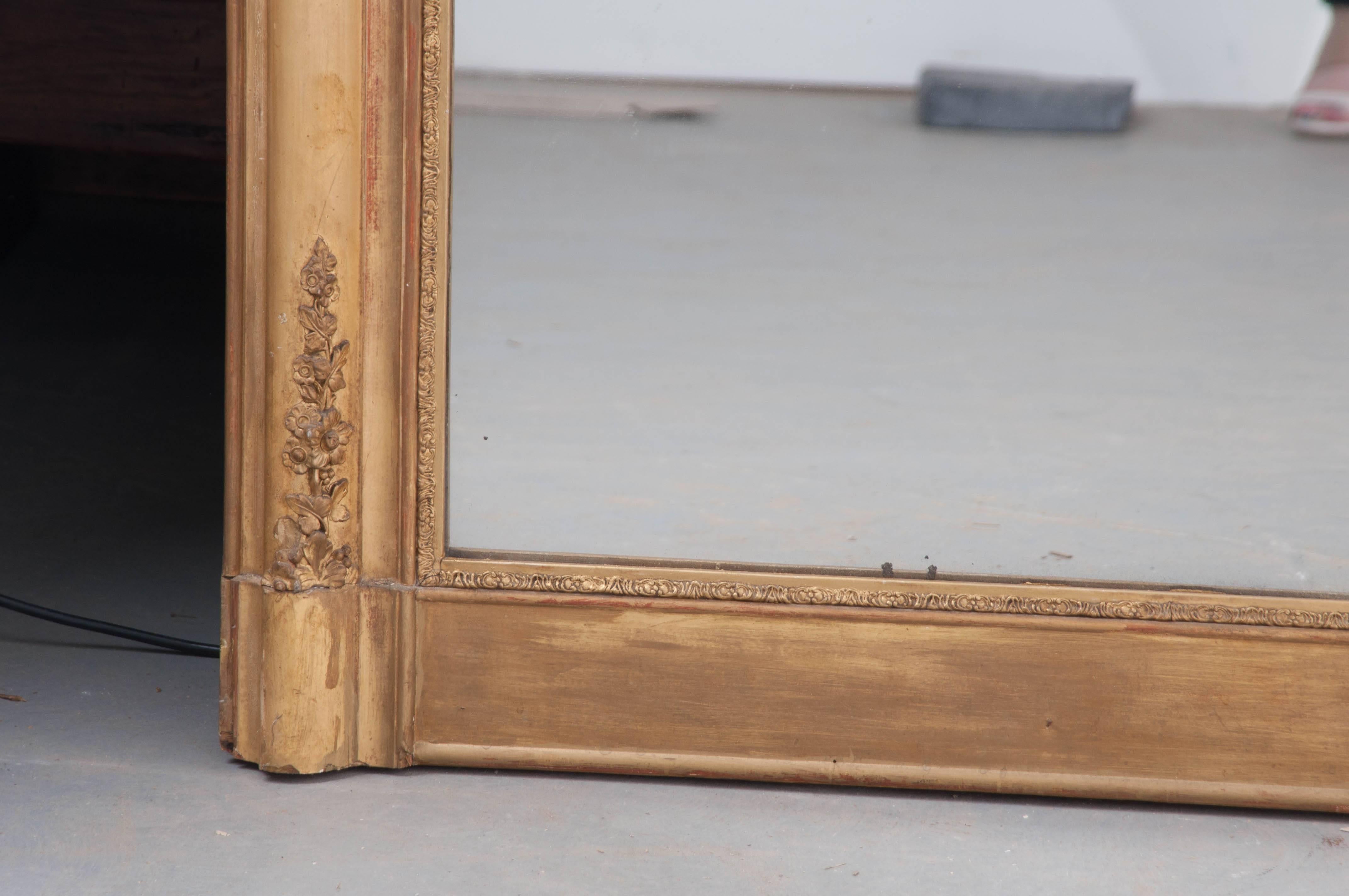 19th Century French Giltwood Mirror In Good Condition In Baton Rouge, LA