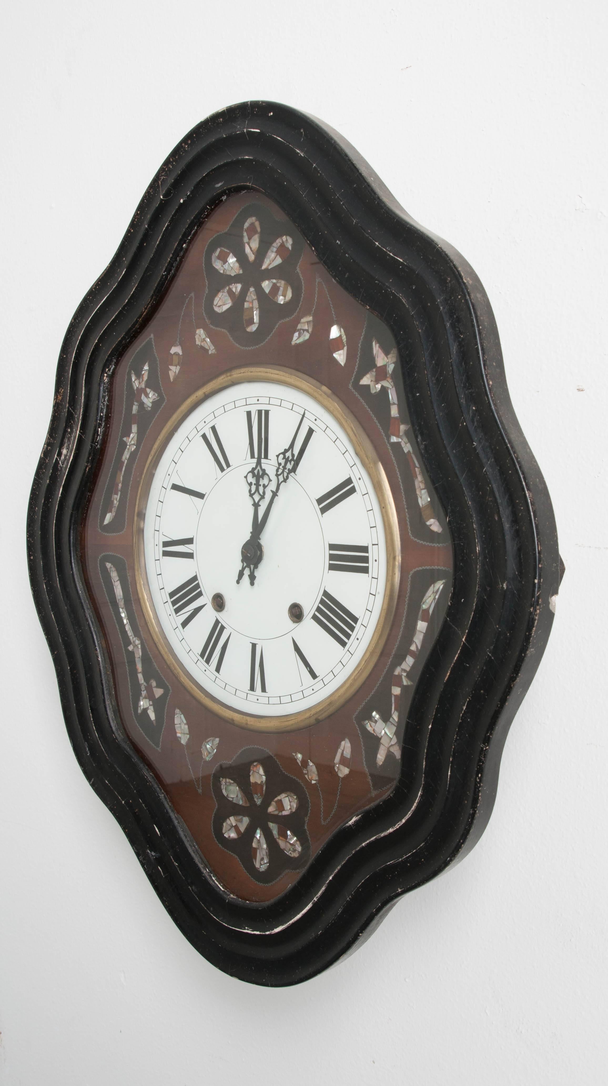 French 19th Century Napoleon III Mother-of-Pearl Inlay Wall Clock In Good Condition For Sale In Baton Rouge, LA