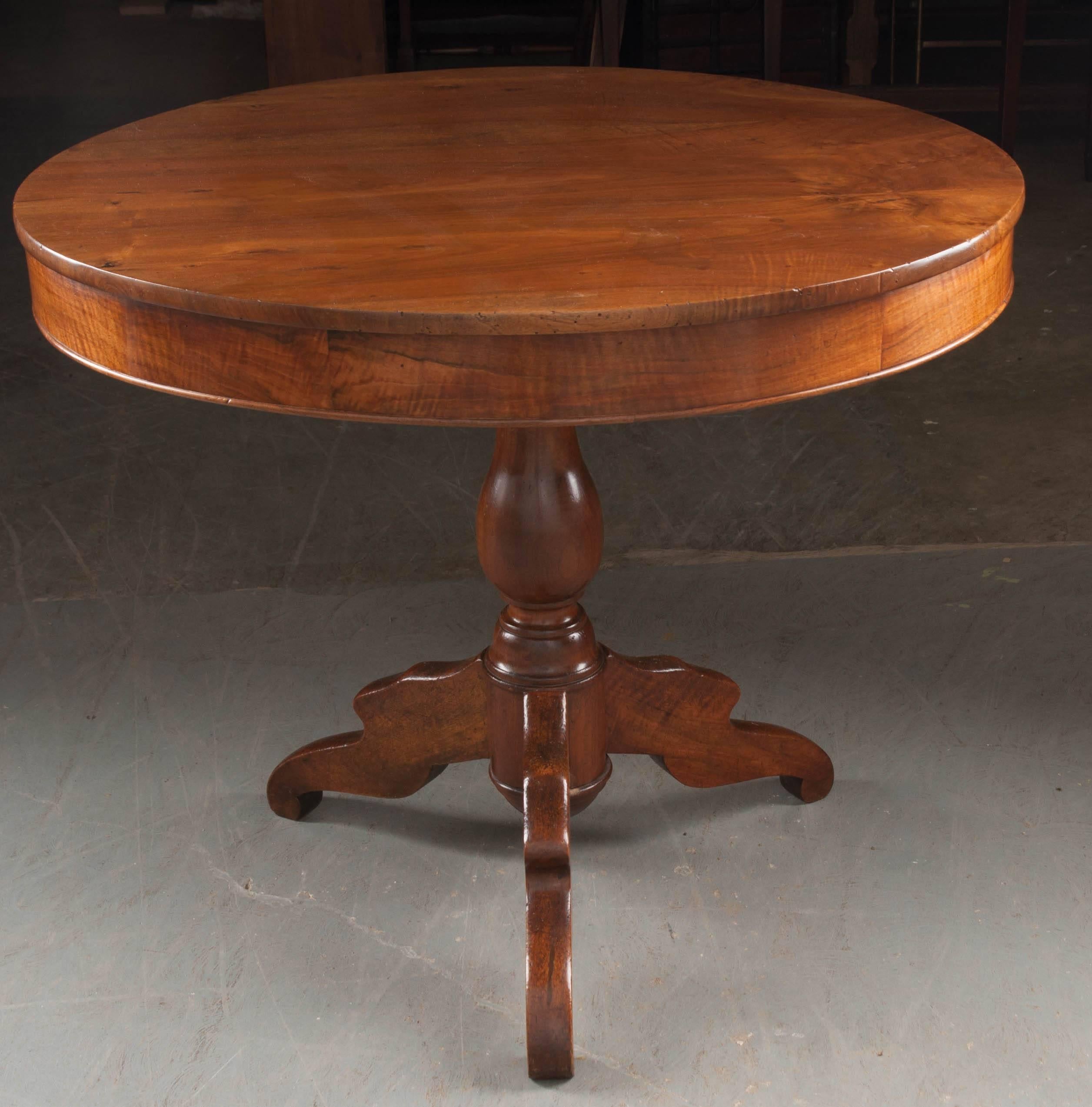 French 19th Century Walnut Pedestal Centre Table 7