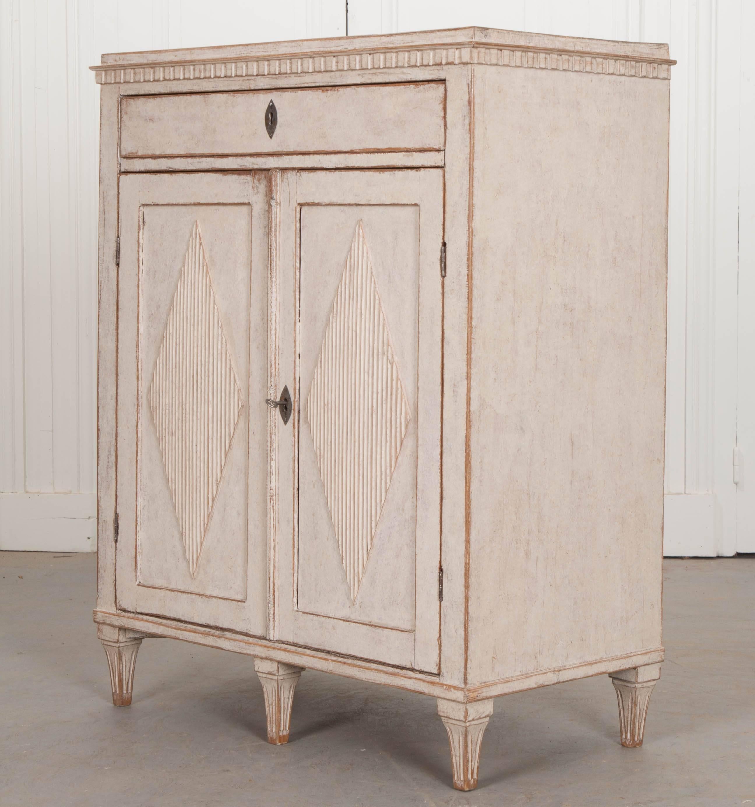 Early 19th Century Swedish Gustavian Painted Buffet 2