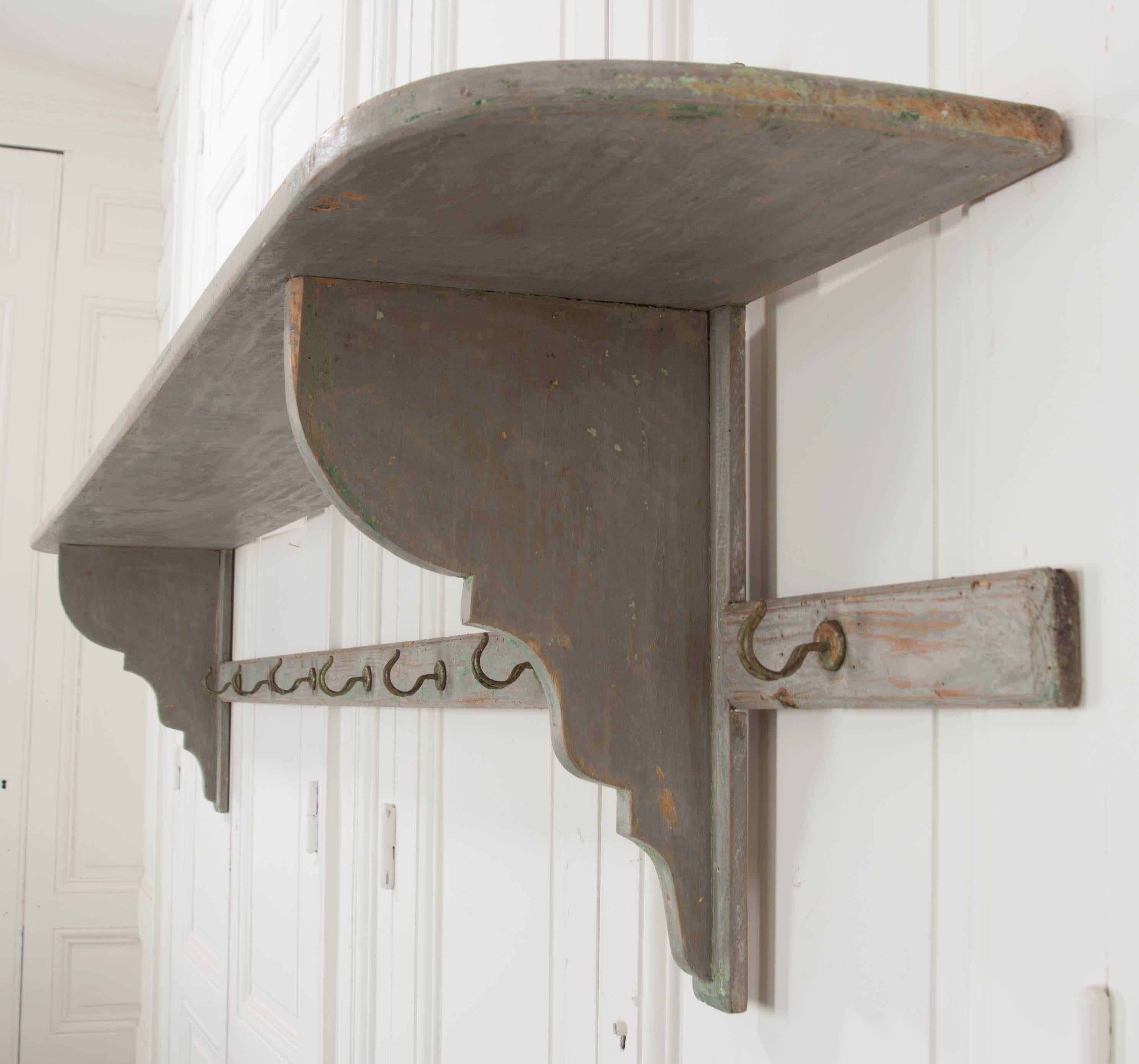 English Early 20th Century Painted Shelf and Hat Rack 1