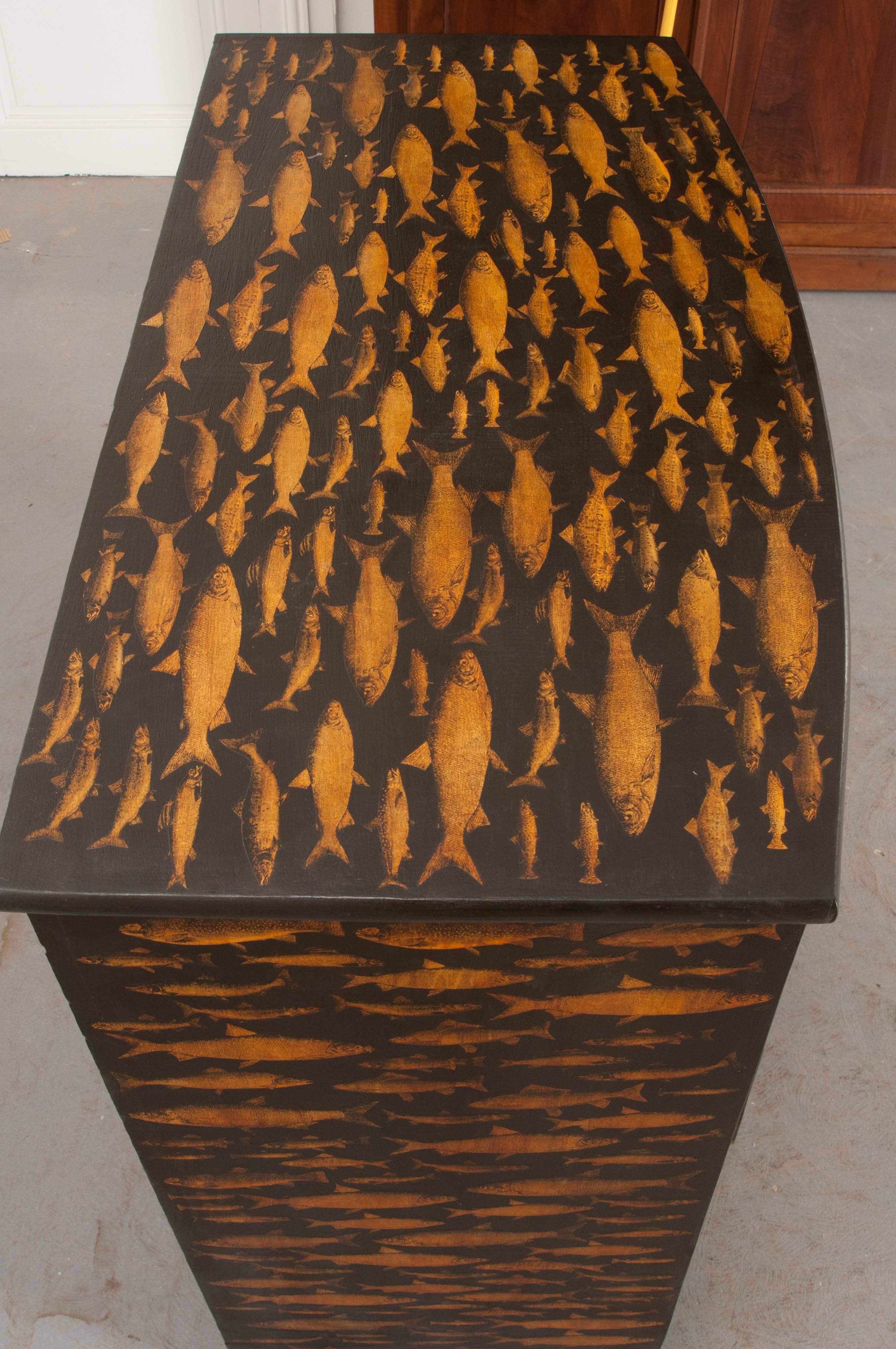 Victorian English 19th Century Découpage Fish Chest of Drawers