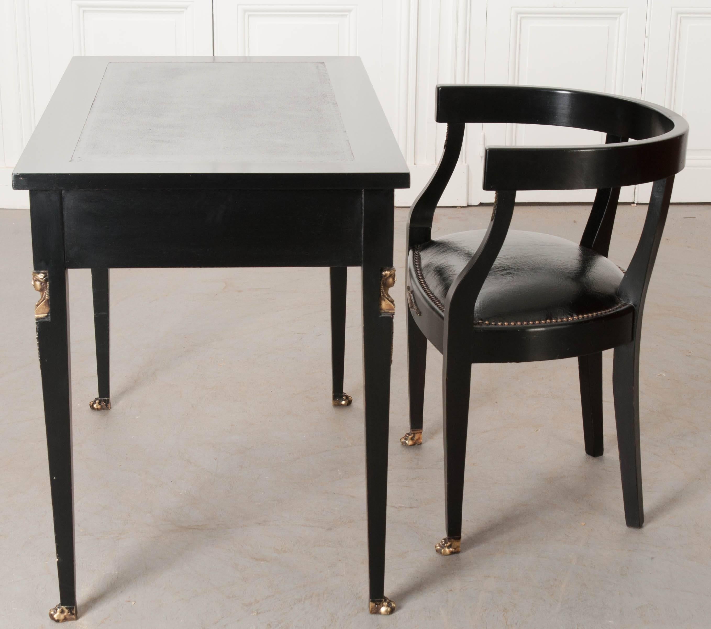 French Early 20th Century Napoleon III Ebonized Desk and Chair 2