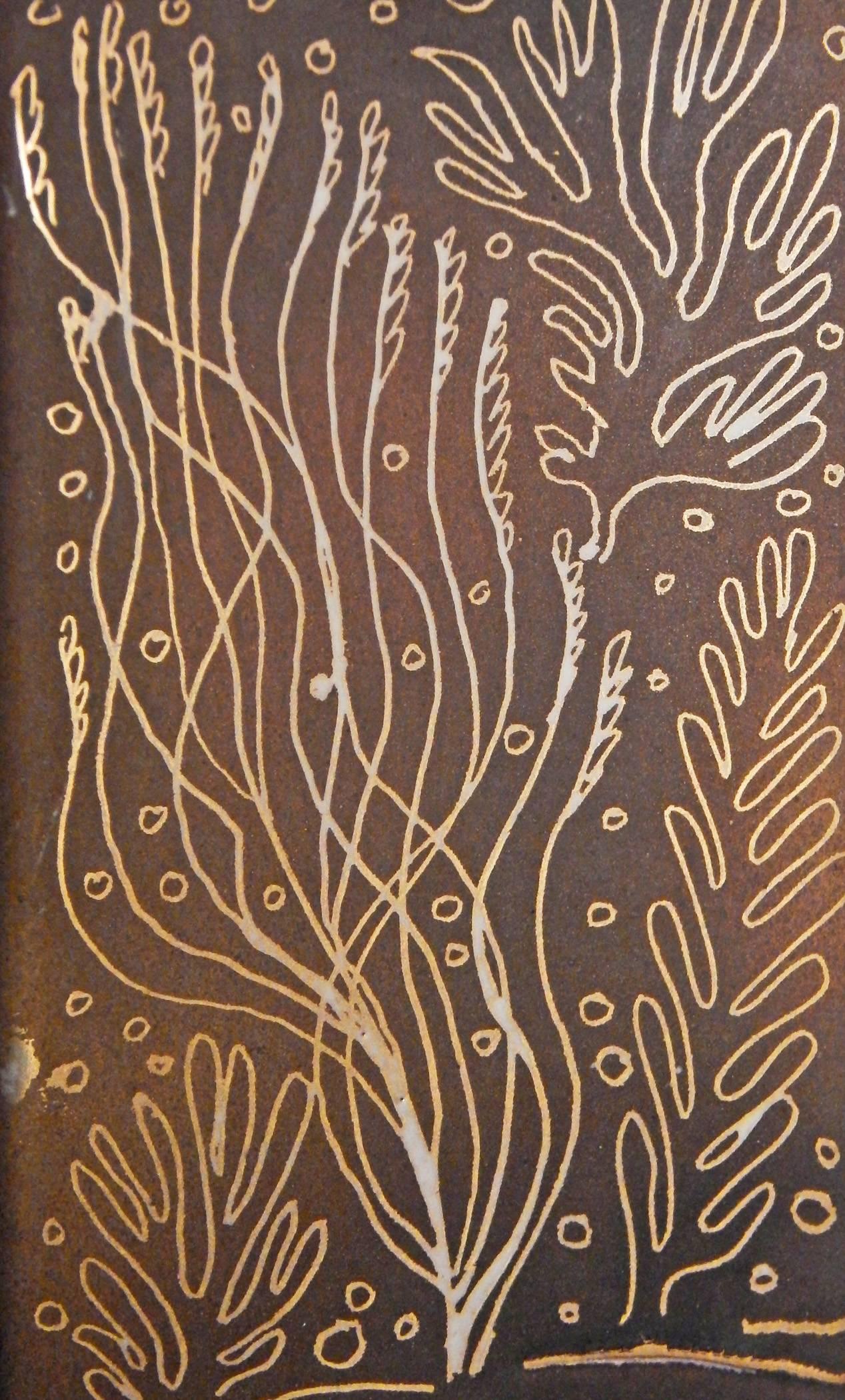 Art déco Vase Art Déco unique à glaçure dorée « Seashells and Coral » de Gregory en vente