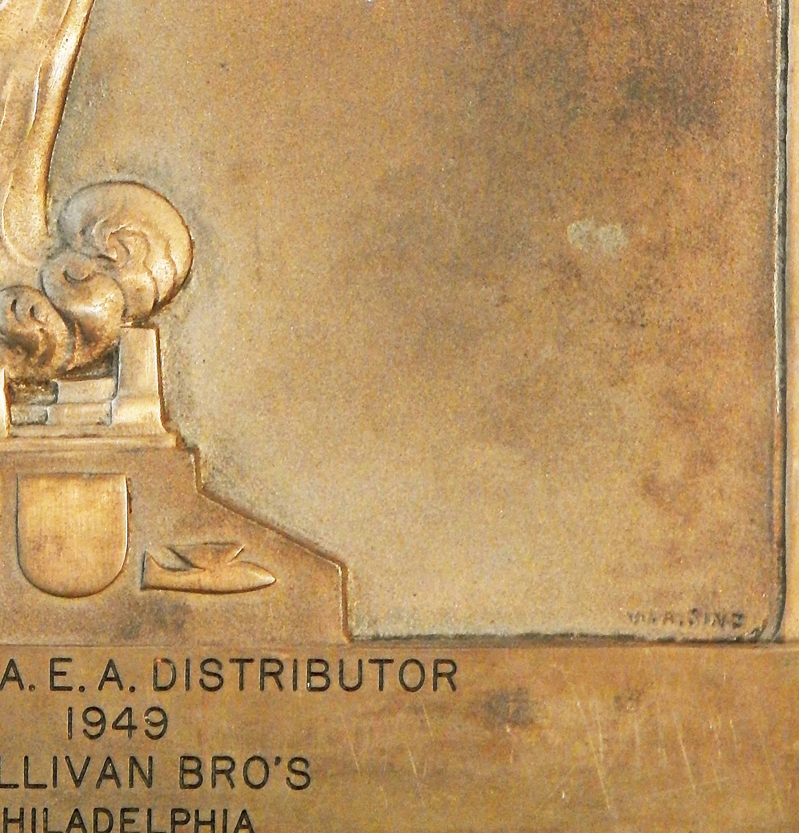 Américain Rare panneau de bronze Art Déco pour l'excellence en aérospatiale « Weatherhead Award » en vente