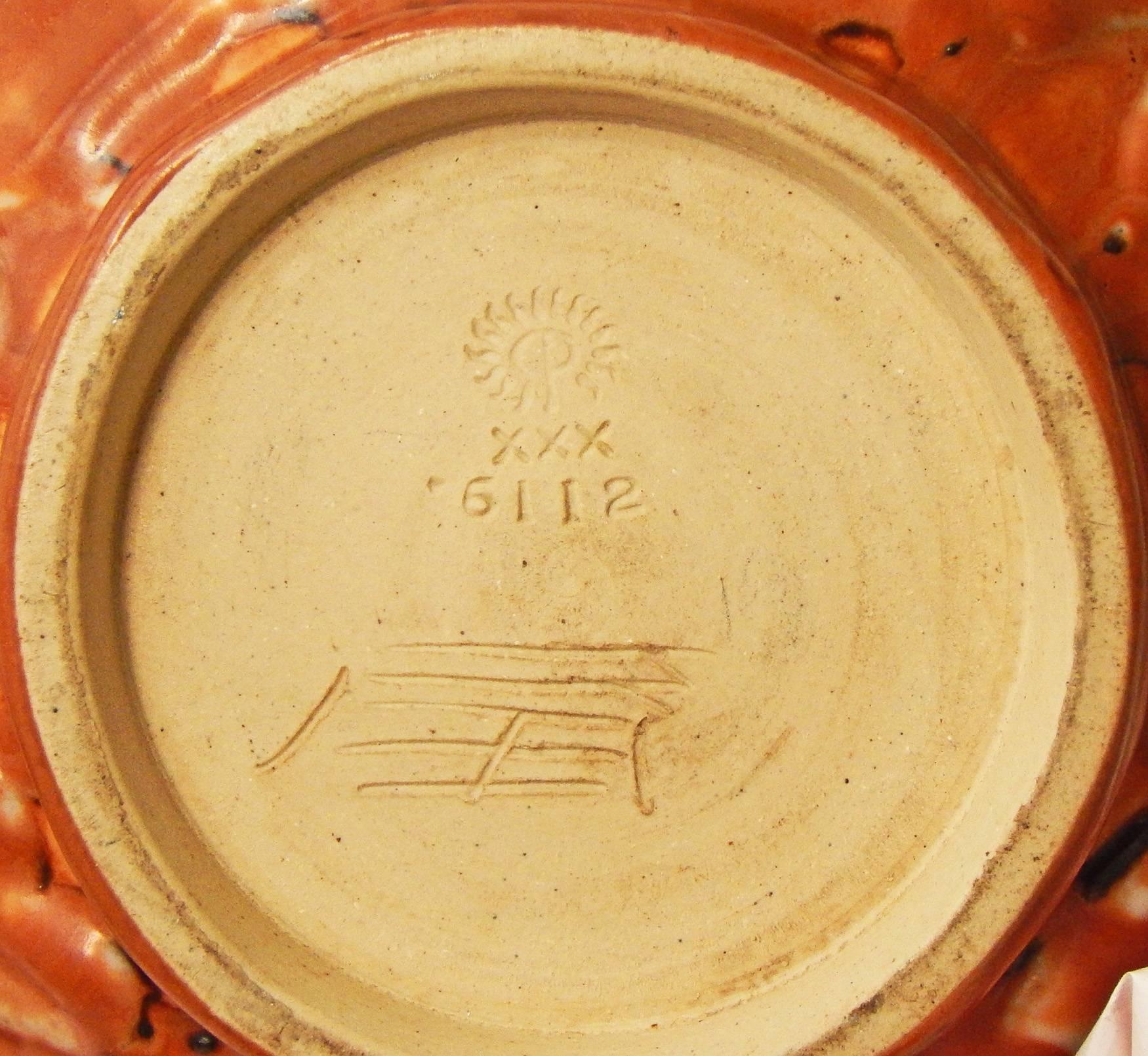 Art Déco Unico vaso Art Deco con pesce stilizzato, 1930 di Hentschel per Rookwood in vendita