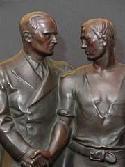 "Obreros y patronos", escultura Art Decó de bronce sobre la amistad en el trabajo, años 30