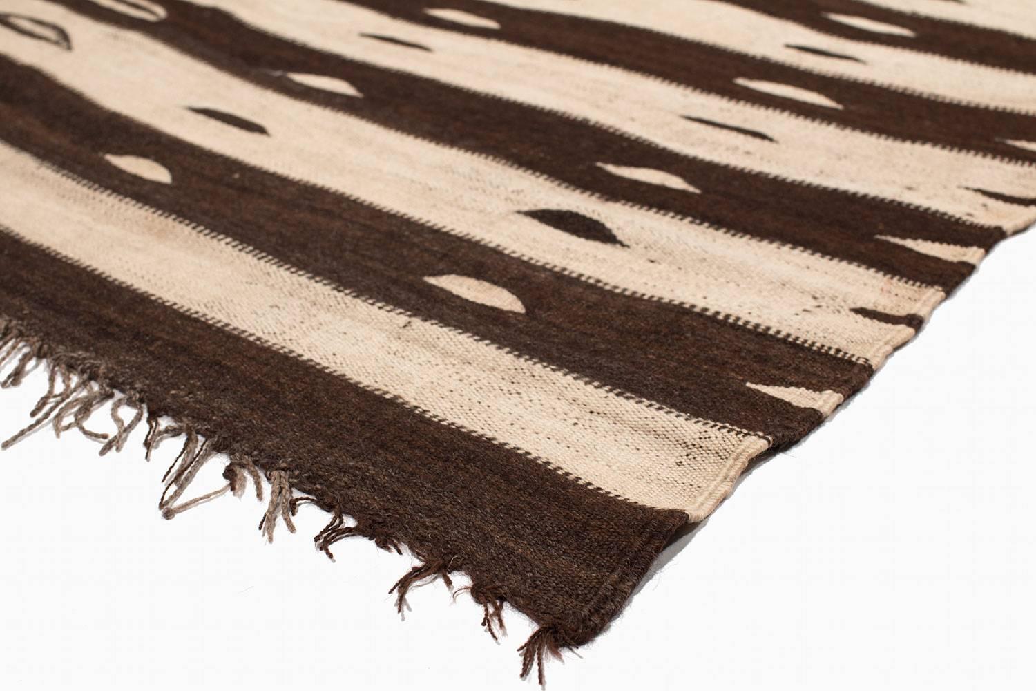 A Vintage Berber Moroccan Kilim Hall Runner 5x18 In Excellent Condition In New York, NY
