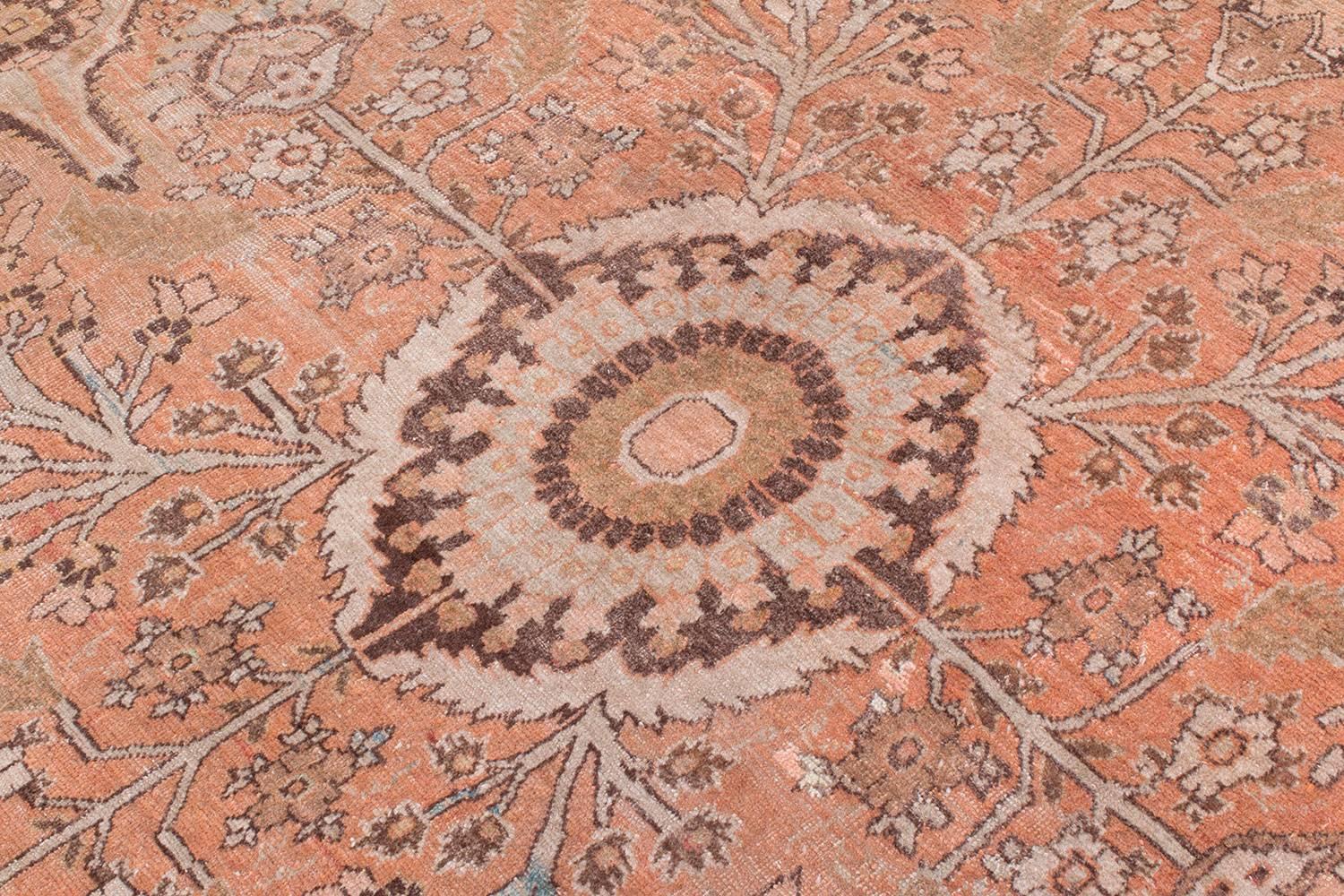 A Dreamy Antique Tabriz Persian Rug 11x15 In Good Condition For Sale In New York, NY
