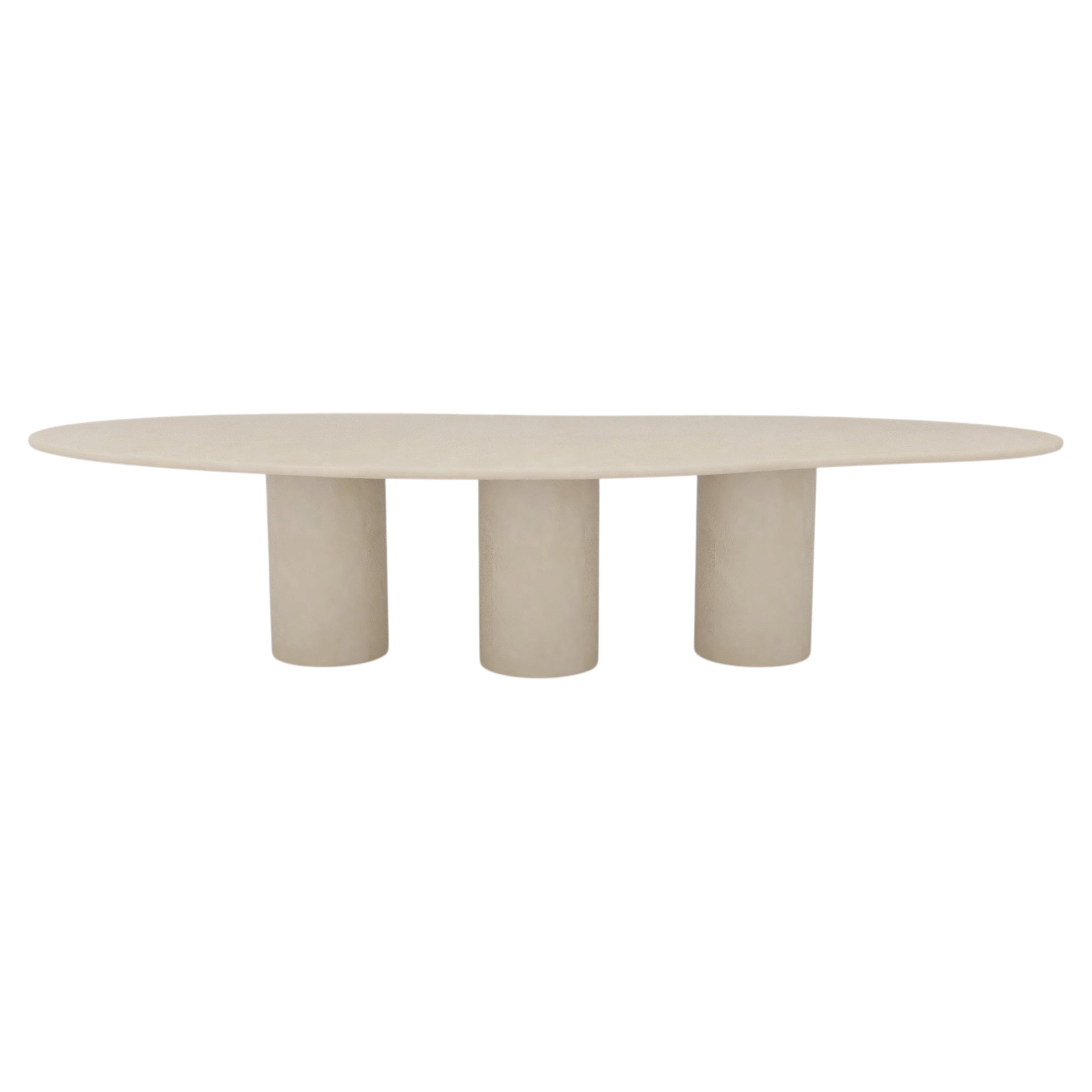 Table de conférence sculpturale en plâtre faite à la main et personnalisable, forme organique, 345 en vente
