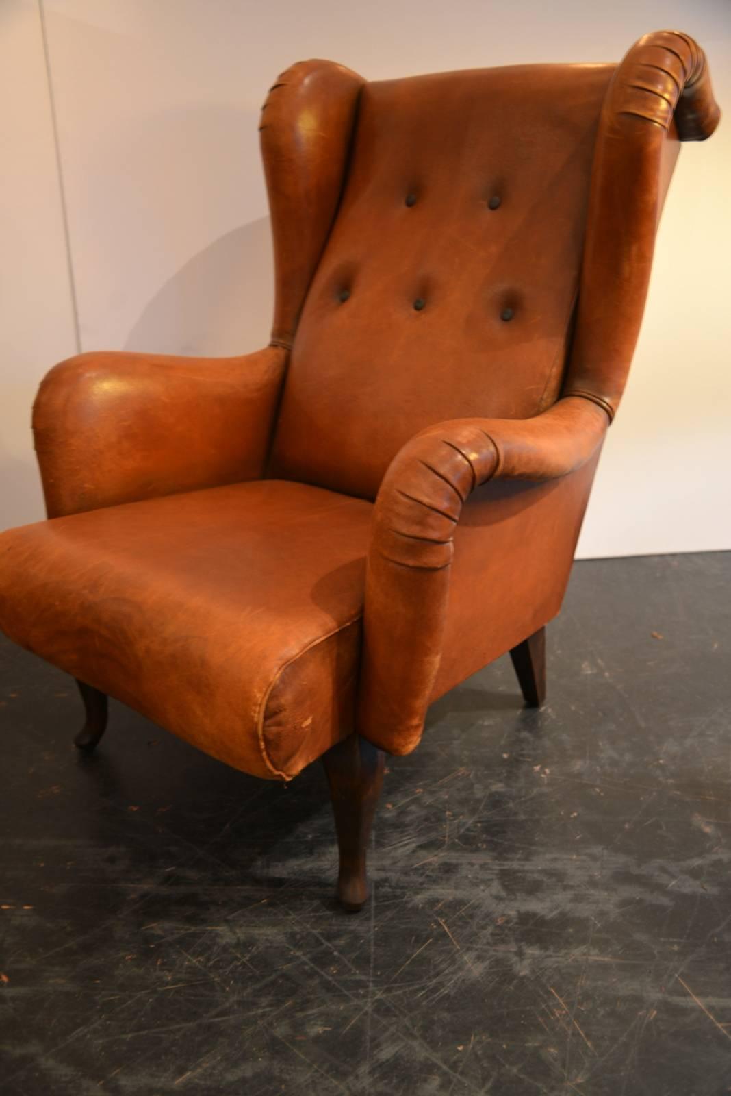 Leather French Club Chairs In Good Condition In Seattle, WA