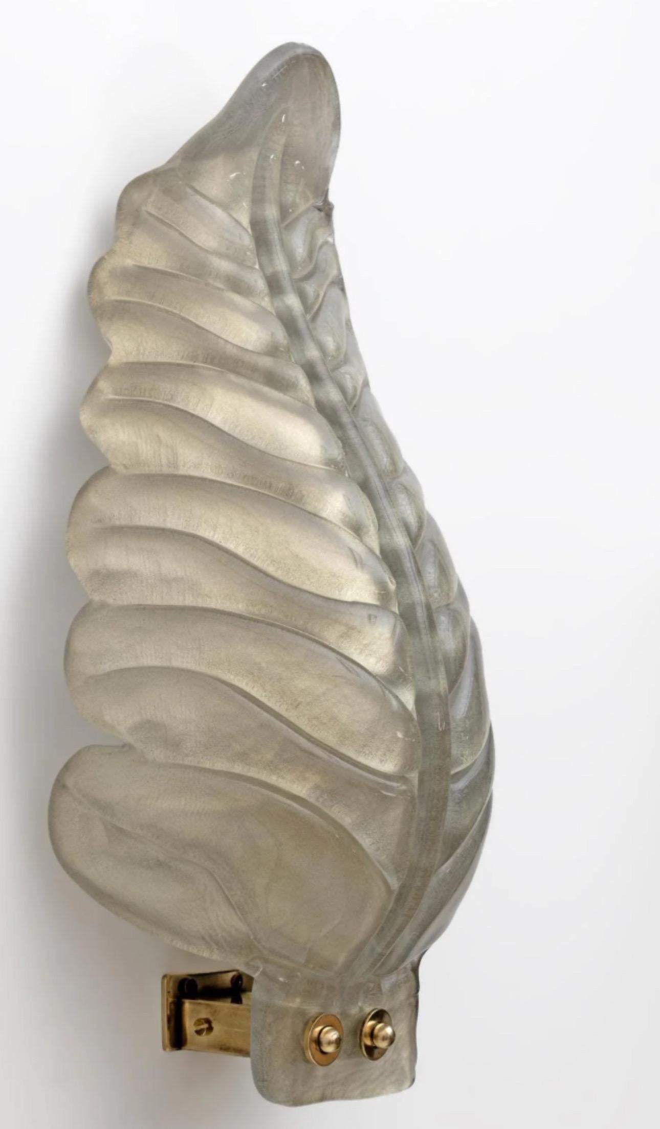 Pair Of Large Murano Blown Leaf Sconces In Excellent Condition For Sale In Westport, CT