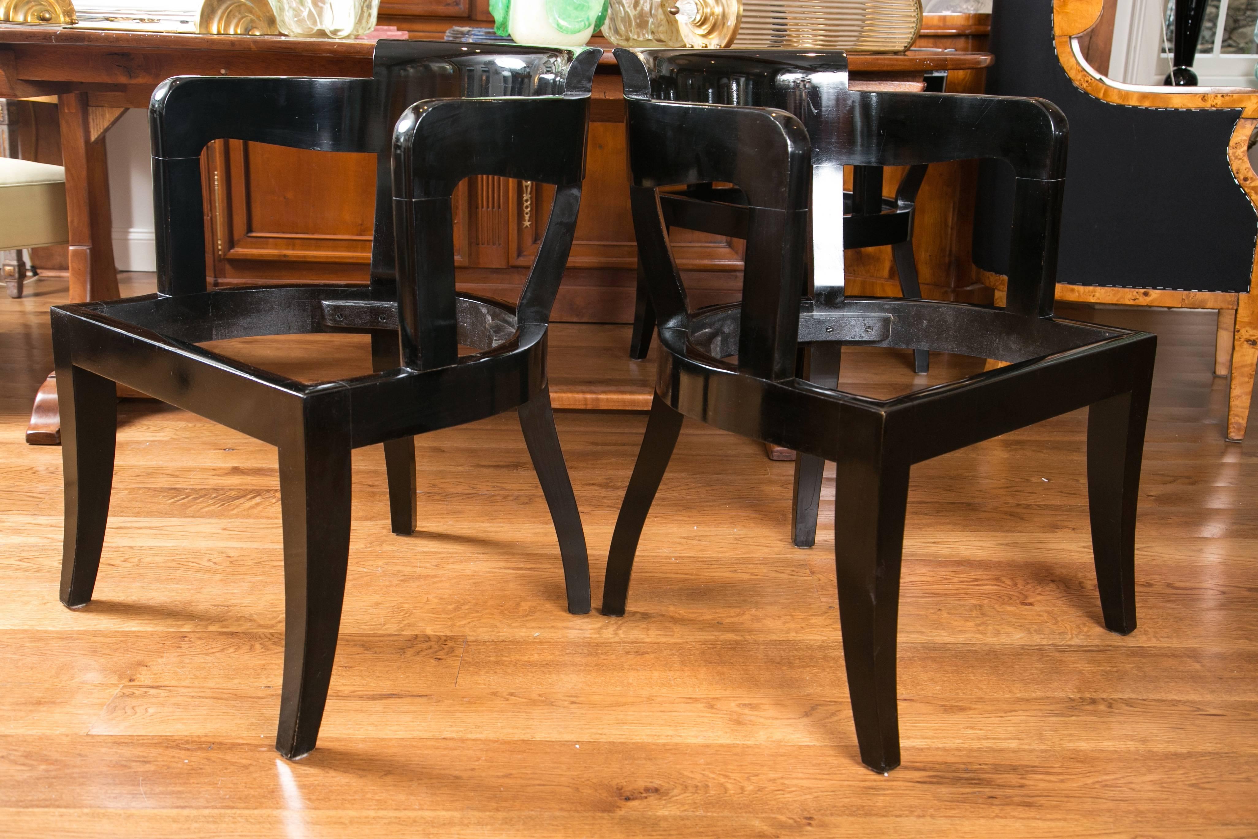 Set of Ten Modernist Black Lacquered Dining Chairs In Excellent Condition In Westport, CT