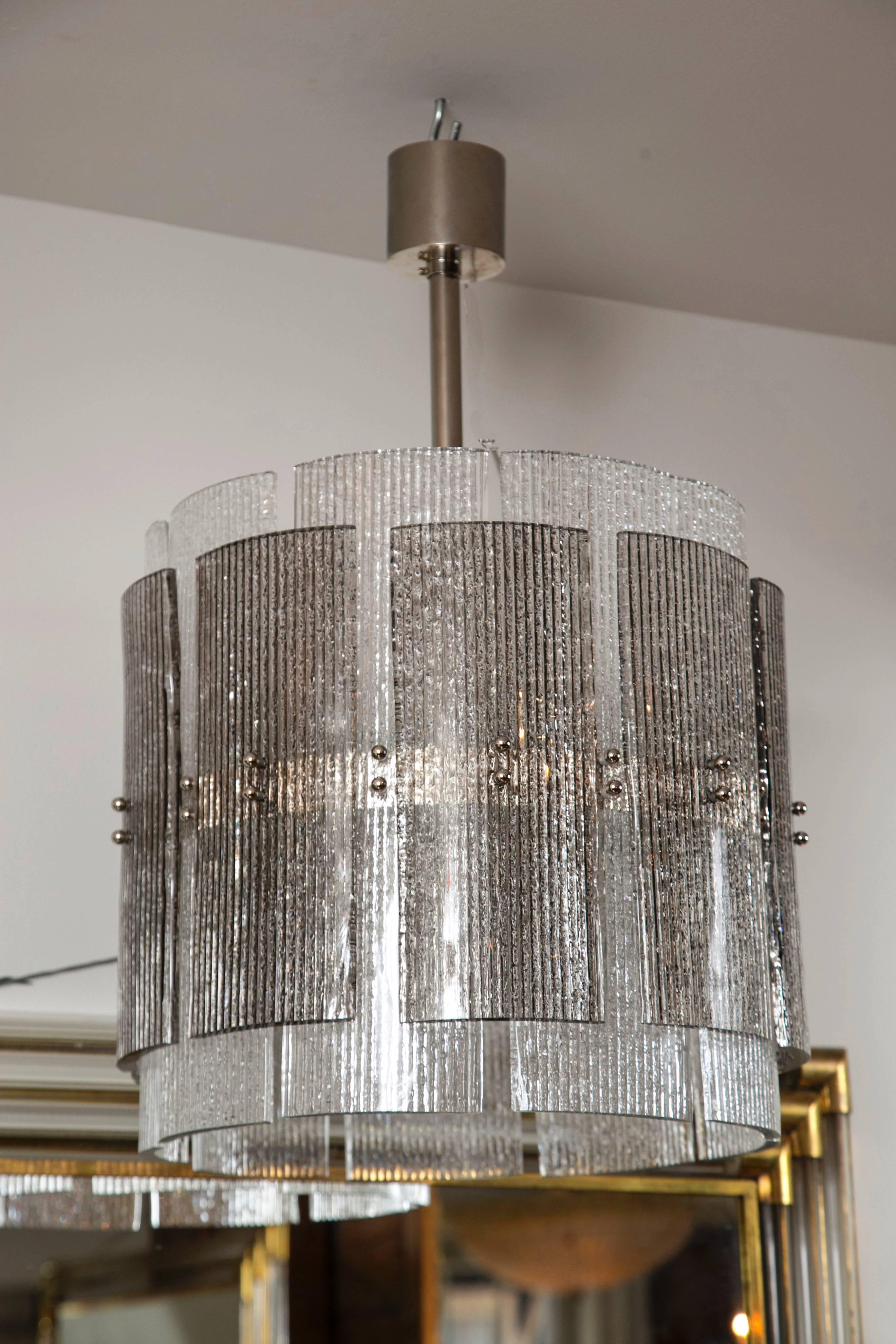 Moderne Lampe à suspension cylindrique soufflée de Murano/ 1 disponible en vente