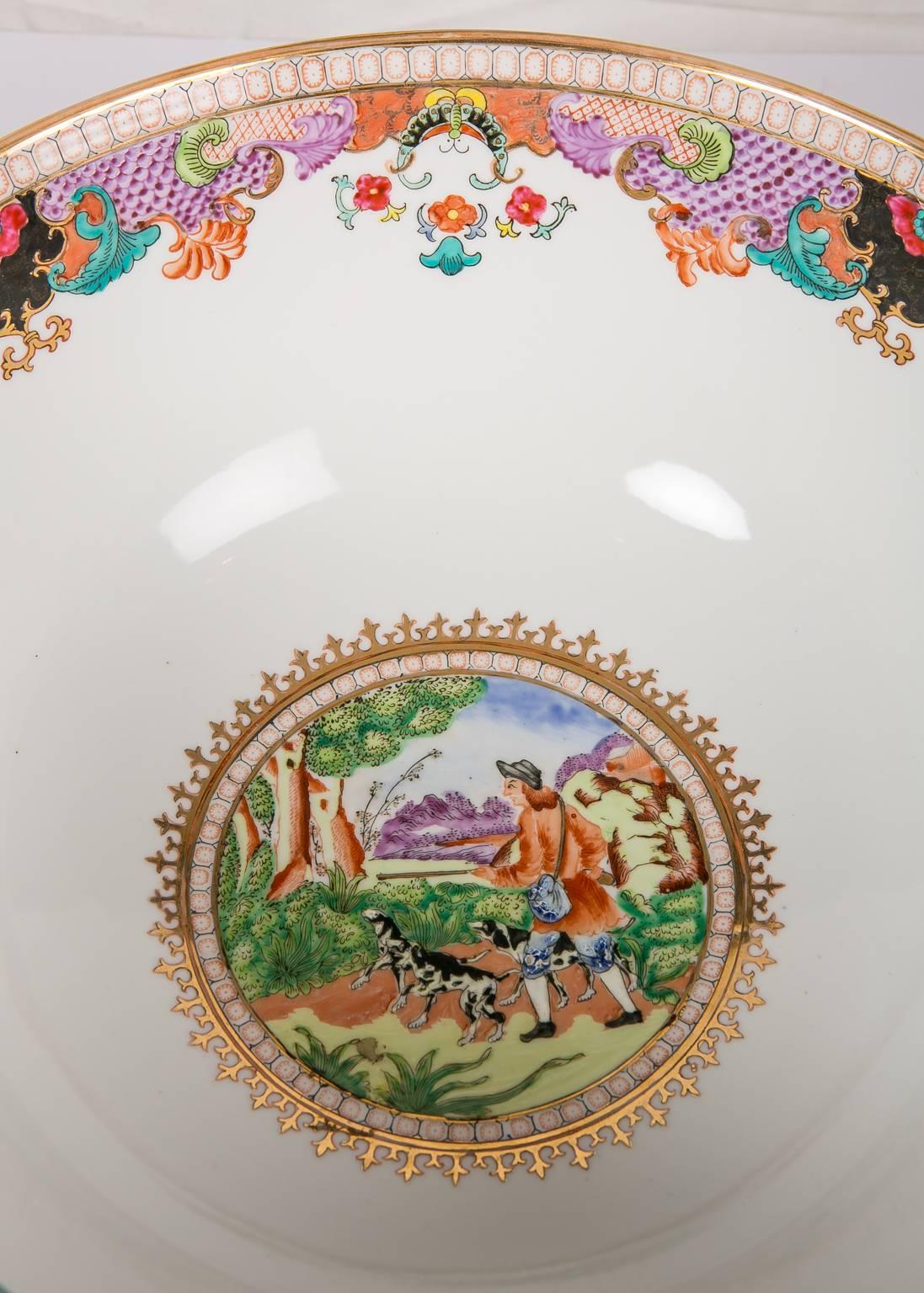 Fine Reproduction Chinese Porcelain Hunt Bowl with 18th Century Scene 4