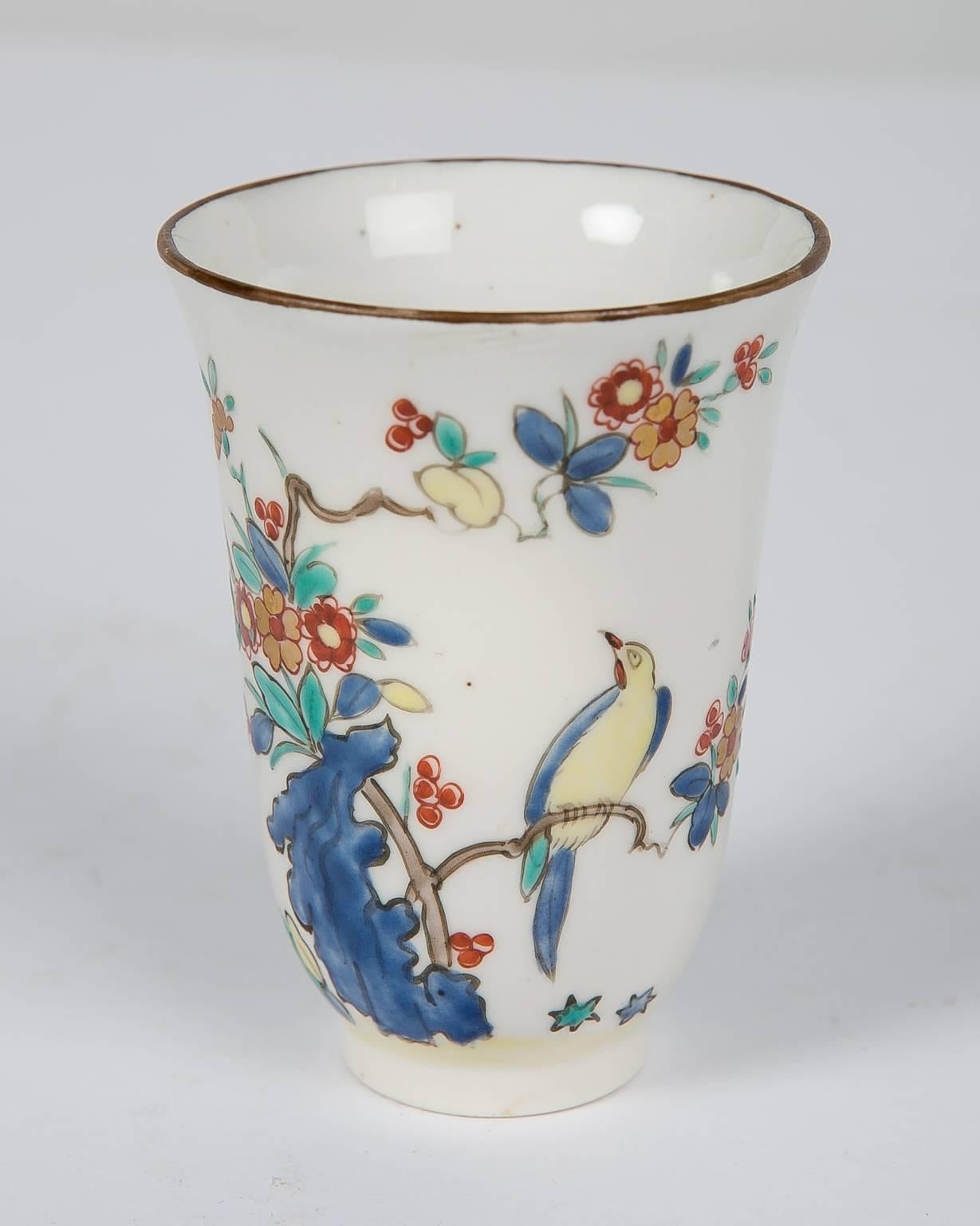 French Trembleuse Cup and Saucer in Kakiemon Style In Excellent Condition In Katonah, NY