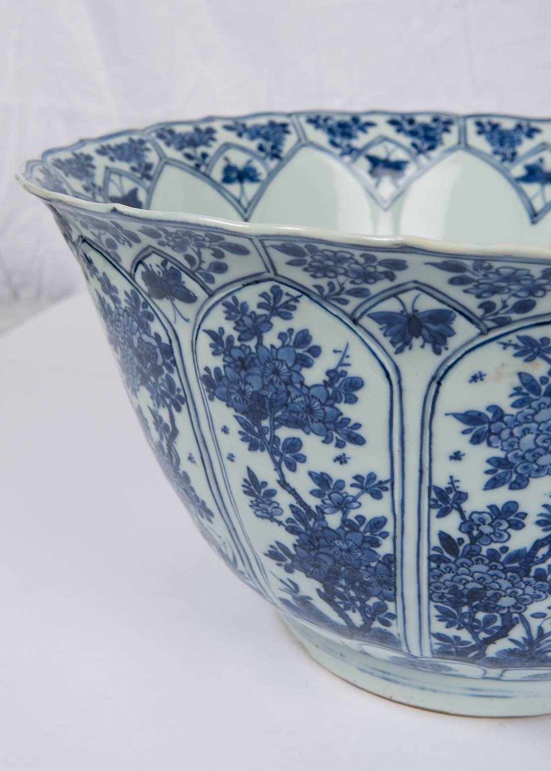 Porcelain Pair of Antique Chinese Kangxi Blue and White Bowls