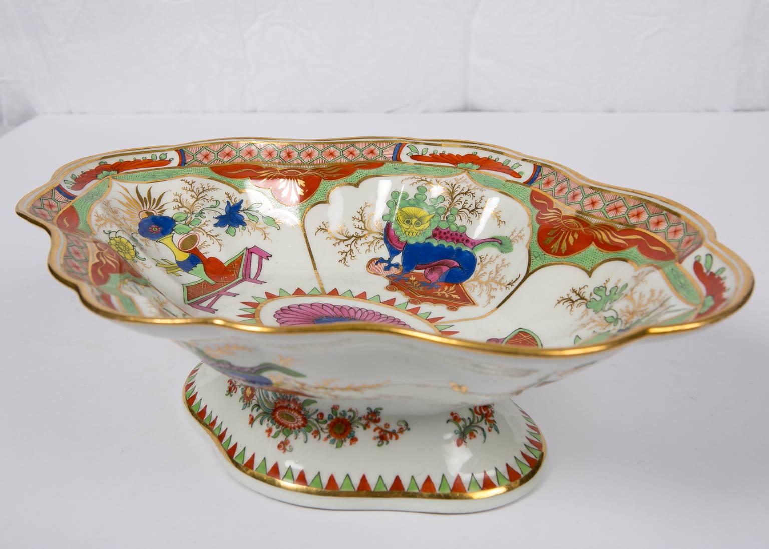 Hand-Painted Bengal Tiger Bowl with Attached Stand Made by Chamberlains Worcester