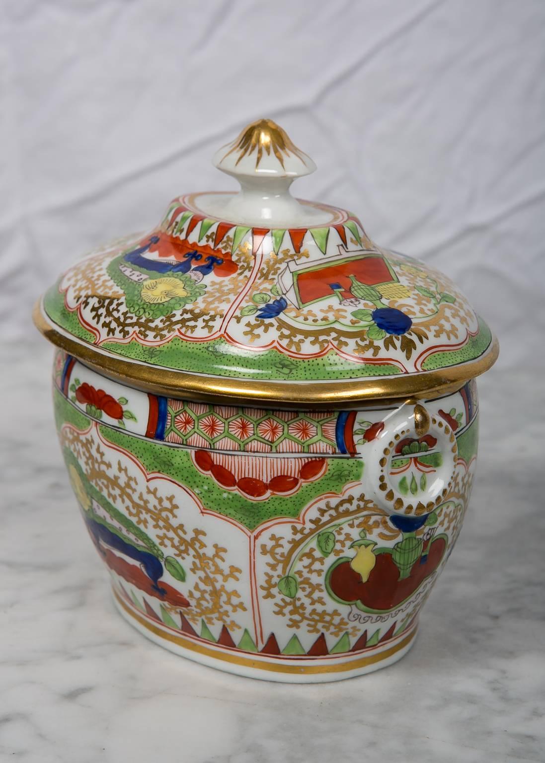 Qing Antique Sugar Box Made by Chamberlains Worcester Bengal Tiger Pattern