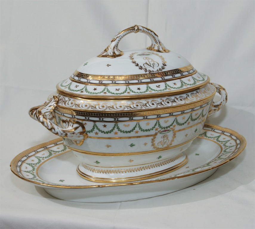 Hand-Painted Antique French Porcelain Soup Tureen, 18th Century