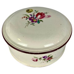 Antigua caja con tapa de cremería del siglo XVIII fabricada hacia 1780