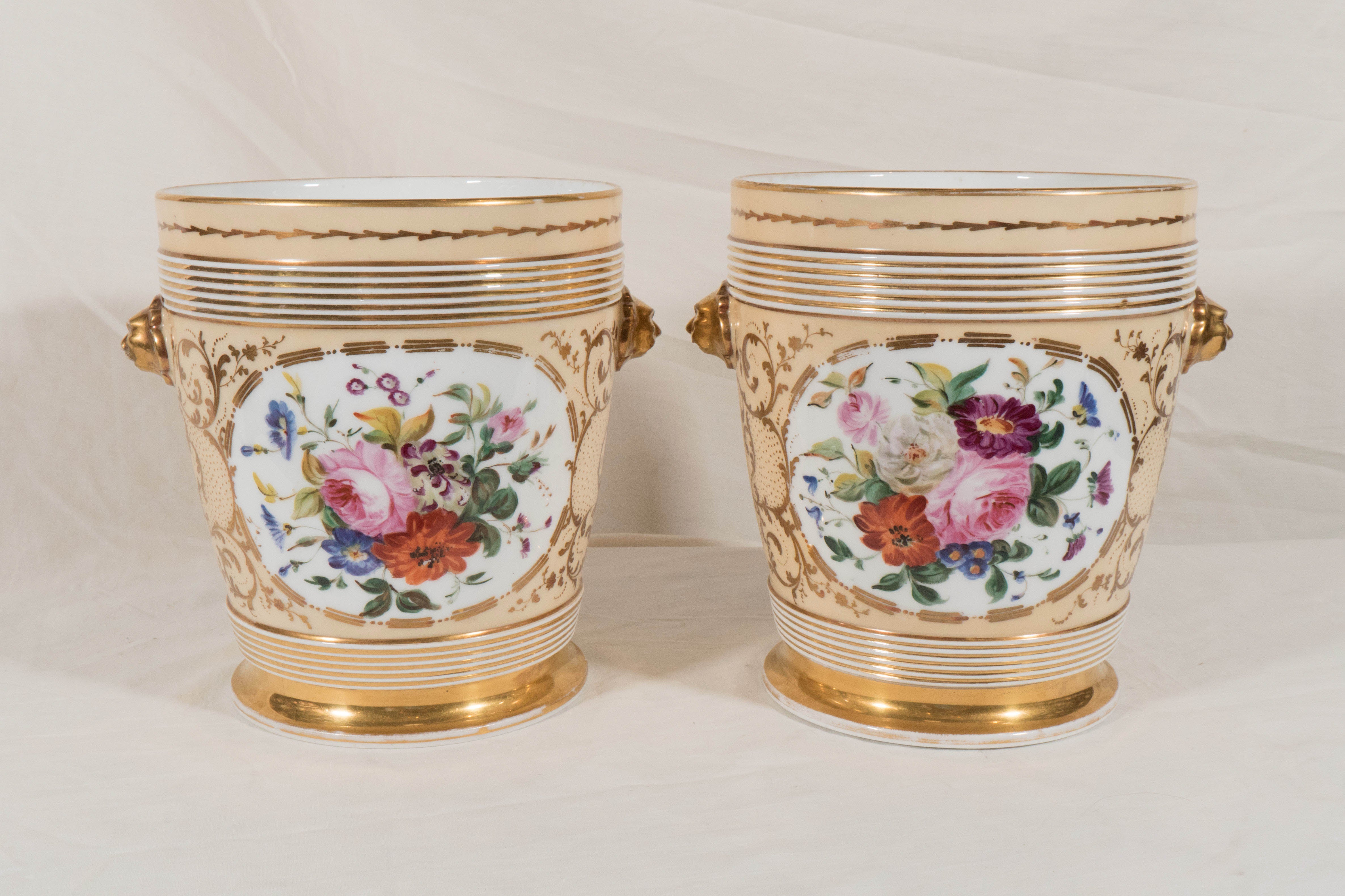 A Pair of Paris Porcelain Hand Painted Cache Pots